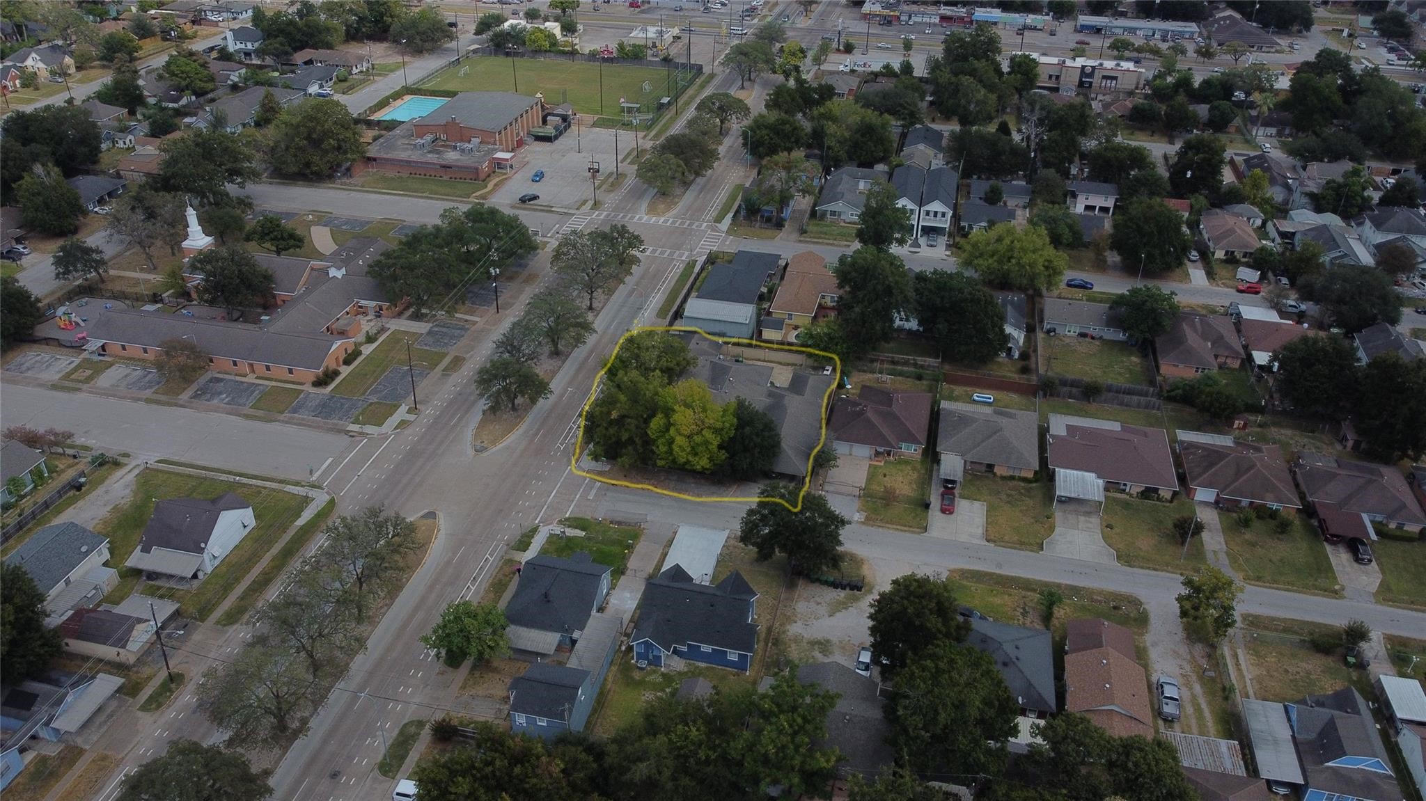4718 Averill Street Property Photo 4