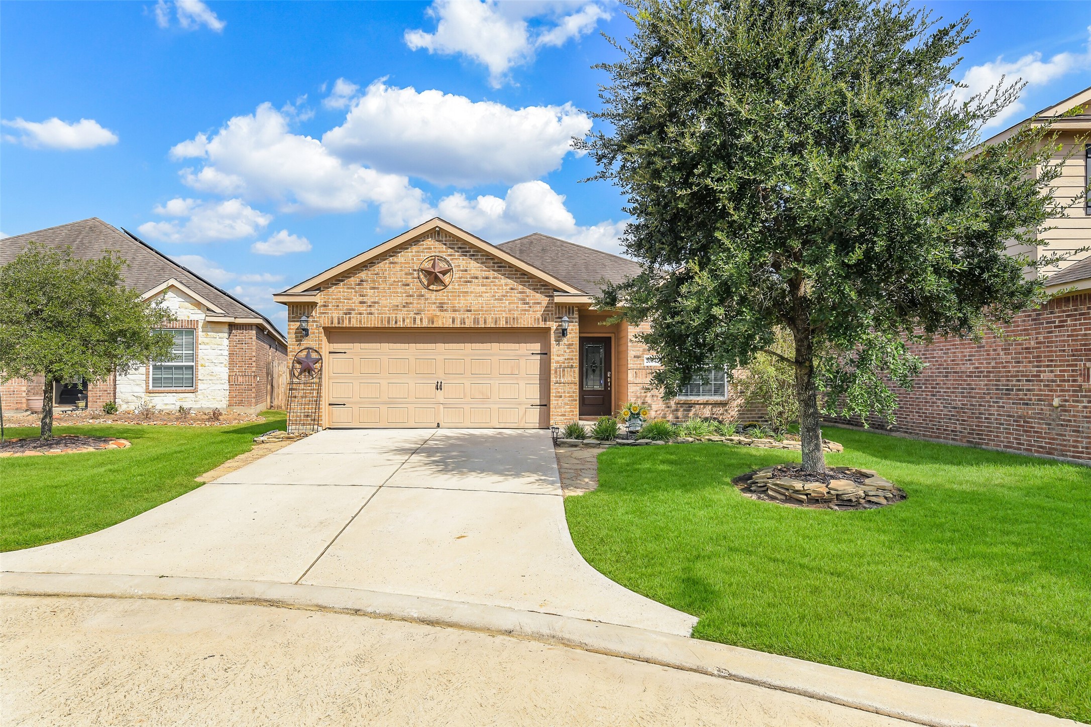 20642 Fresh Hills Court Property Photo 32