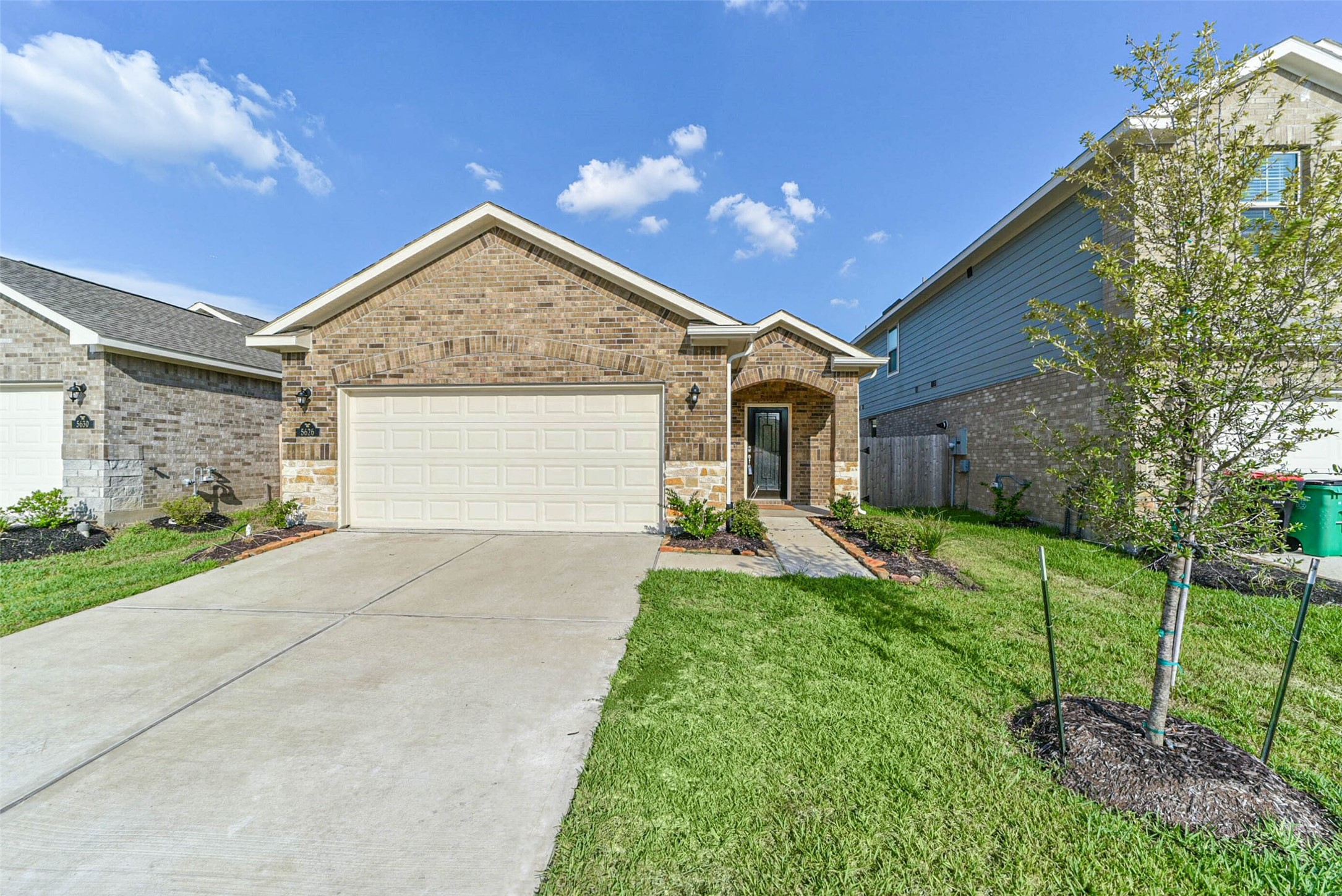 5626 Tabula Rasa Dr Property Photo 3