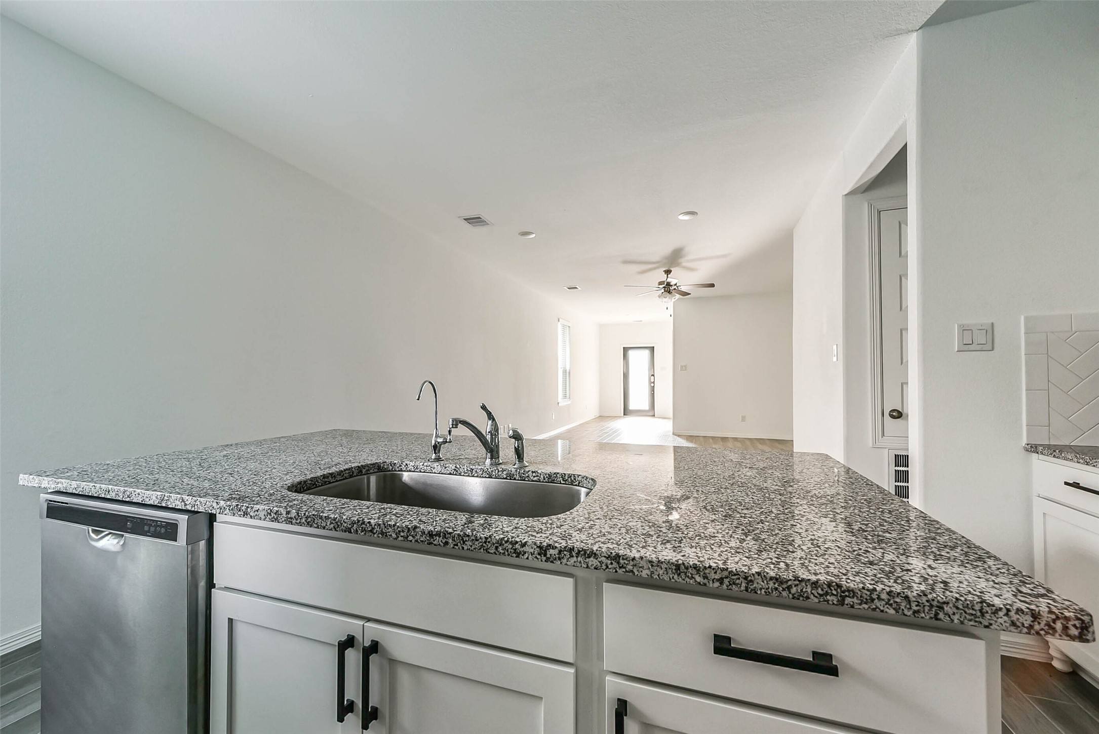 5626 Tabula Rasa Dr Property Photo 12