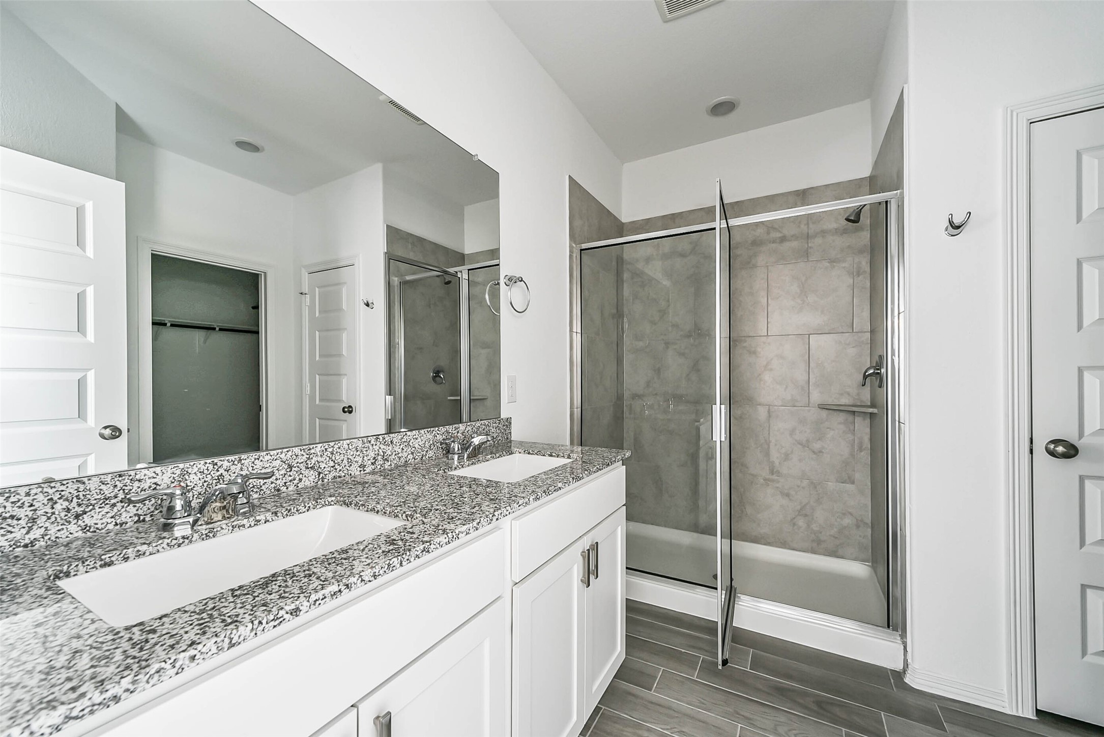 5626 Tabula Rasa Dr Property Photo 16