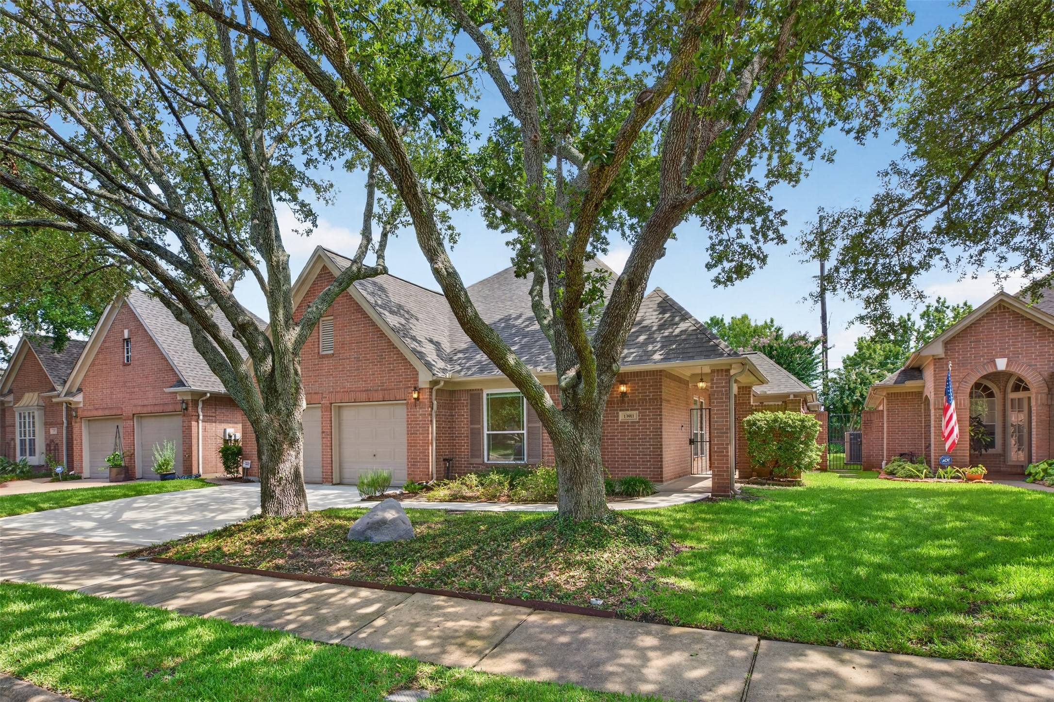 13911 Carriage Walk Lane Property Photo 39