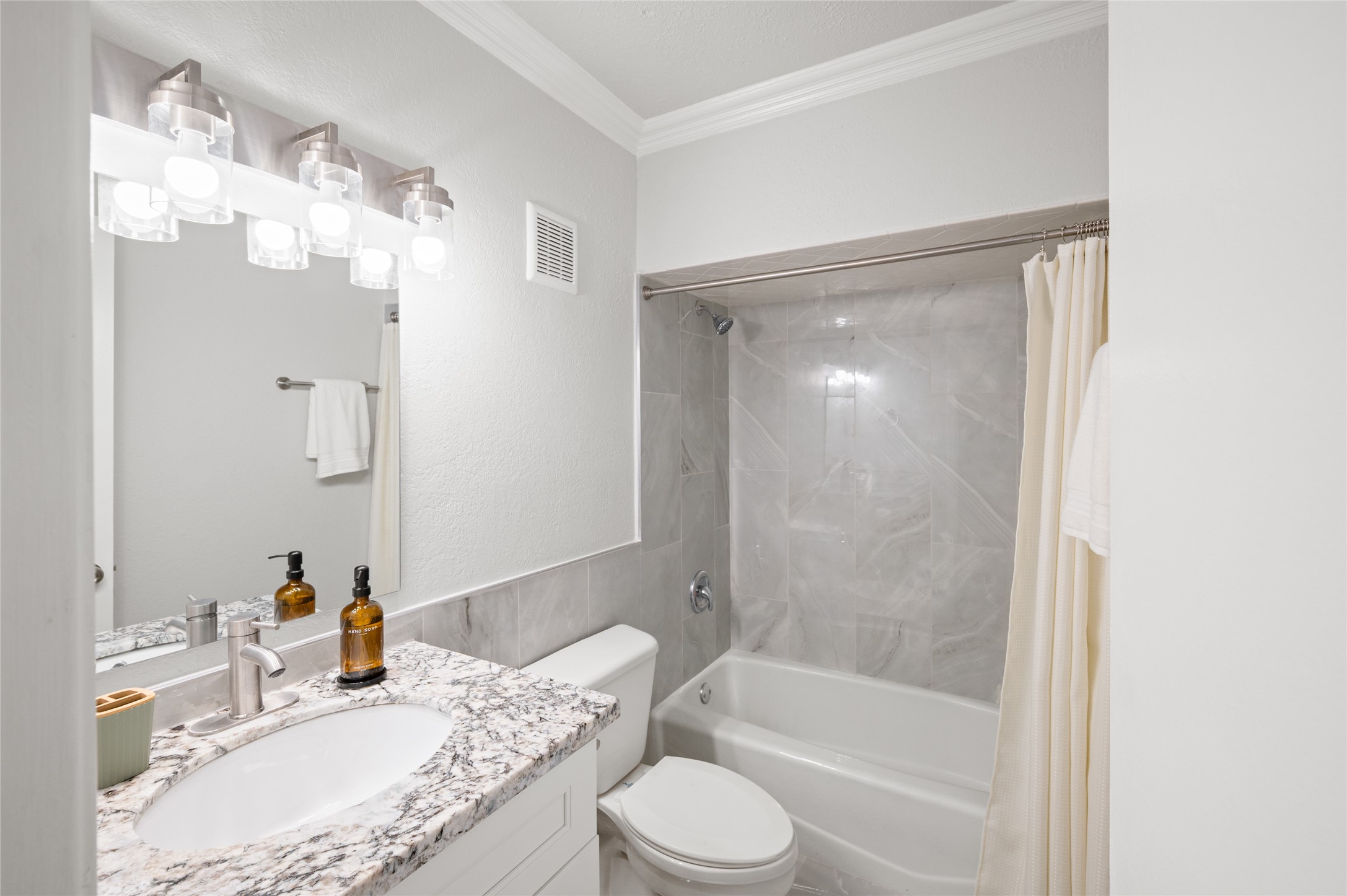 928 Ferry Road 215 Property Photo 7