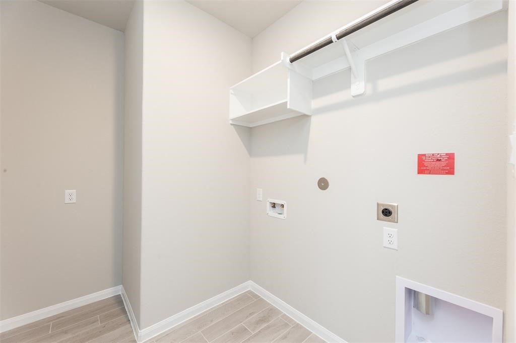 7214 Toluca Drive Property Photo 23