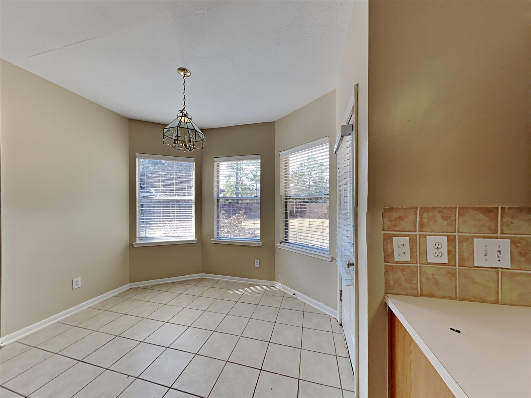 20263 Eden Pines Property Photo 3