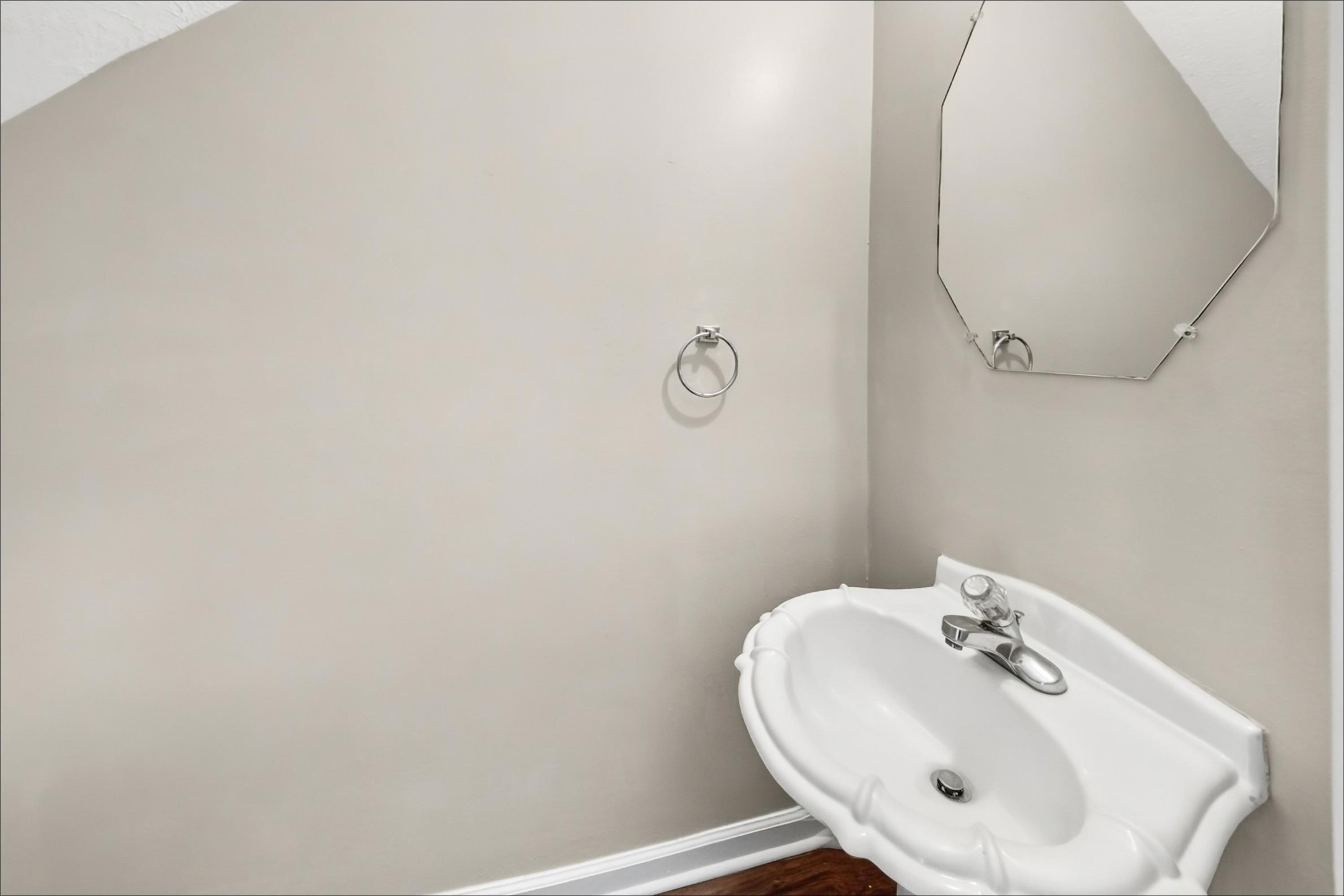 20263 Eden Pines Property Photo 8