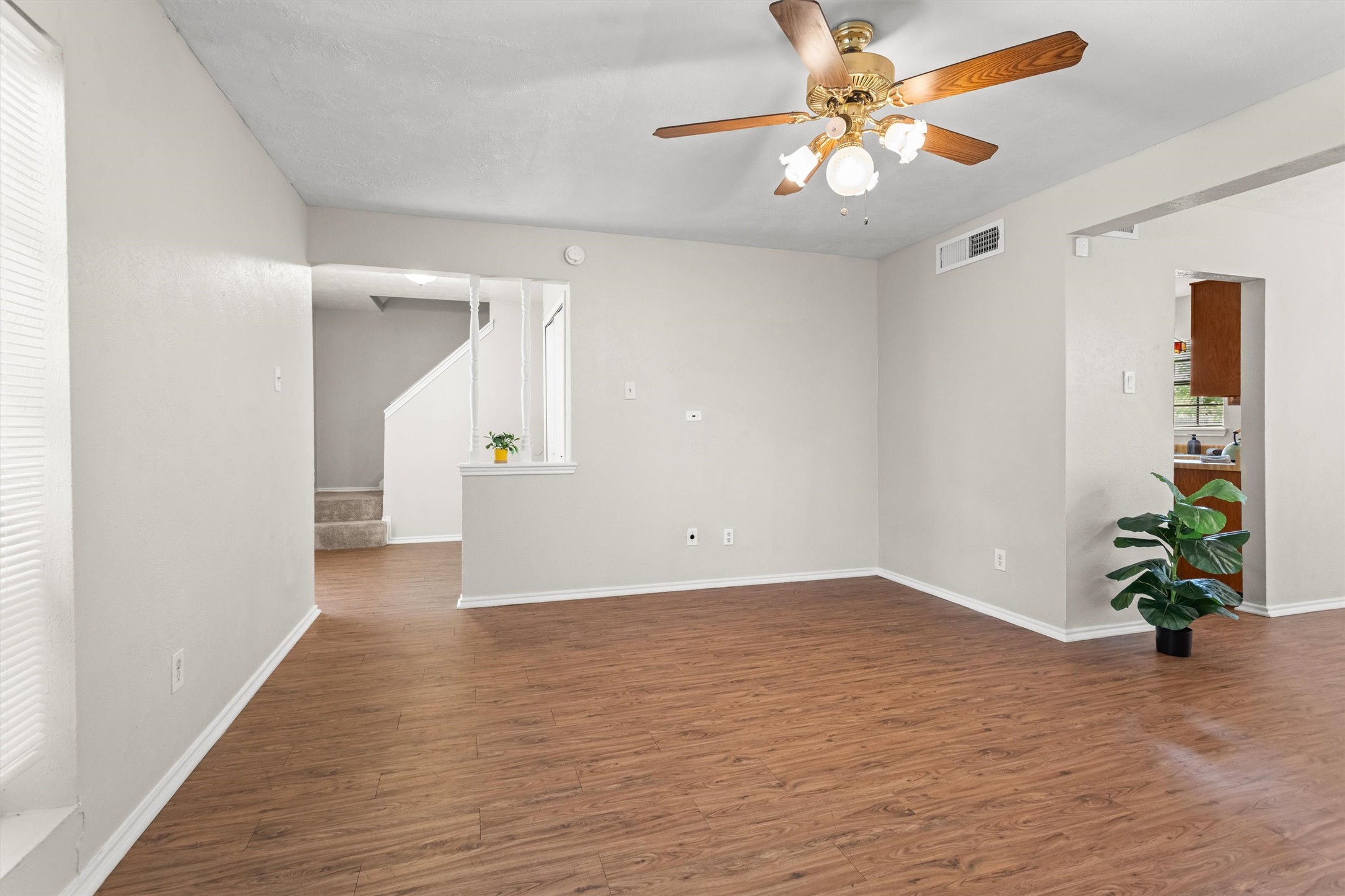 20406 Blue Juniper Drive Property Photo 11