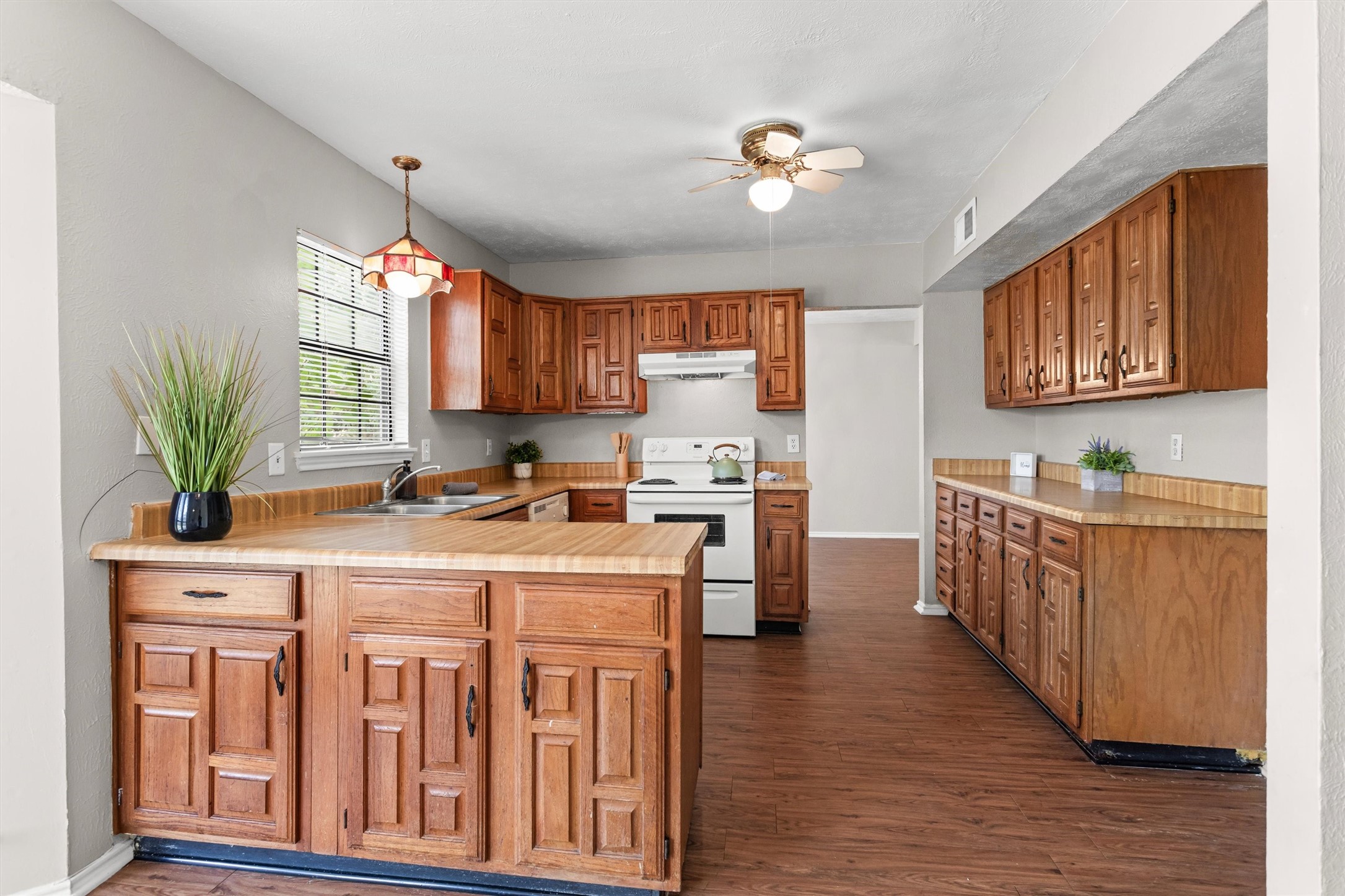 20406 Blue Juniper Drive Property Photo 19