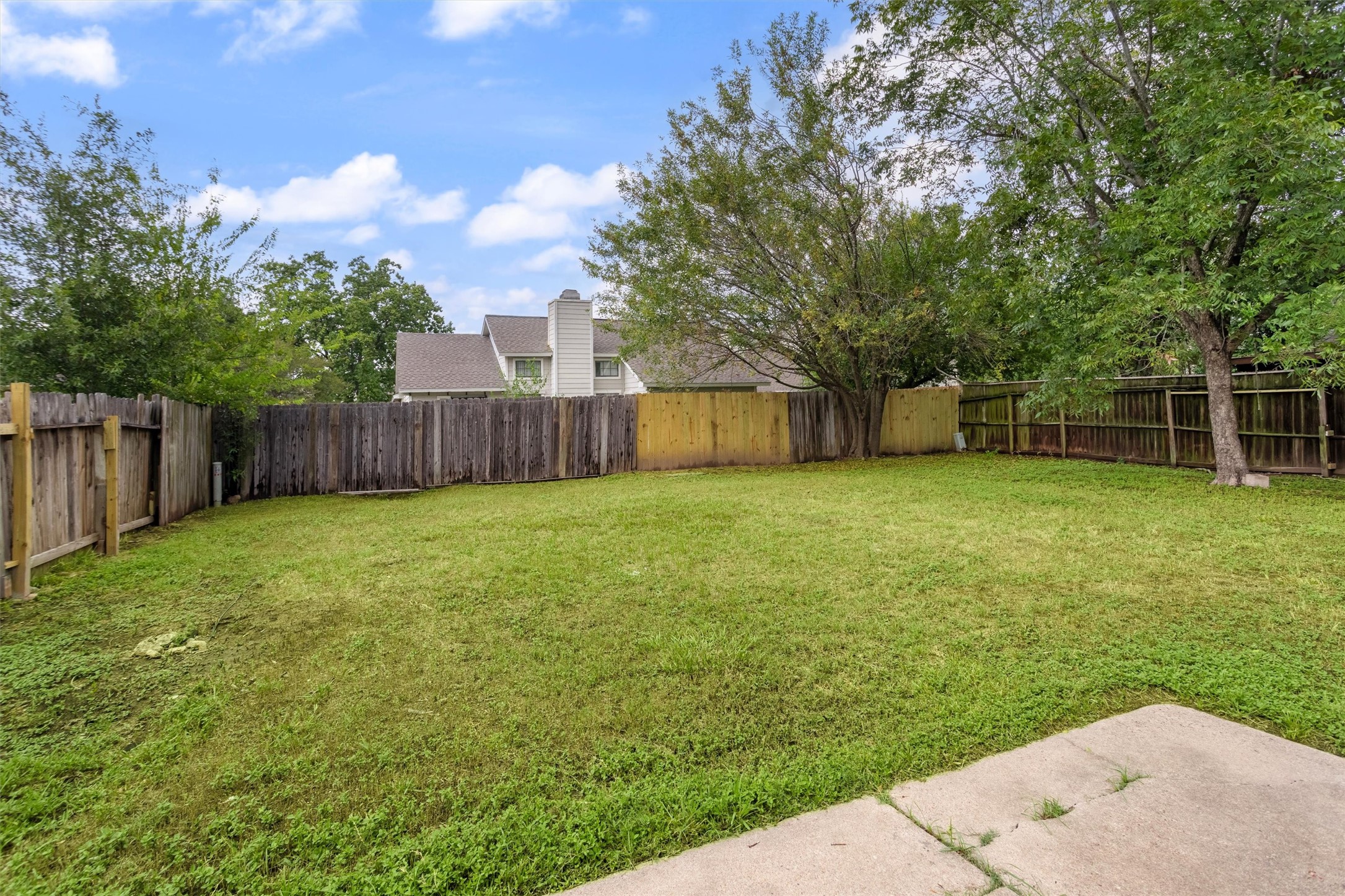 20406 Blue Juniper Drive Property Photo 39
