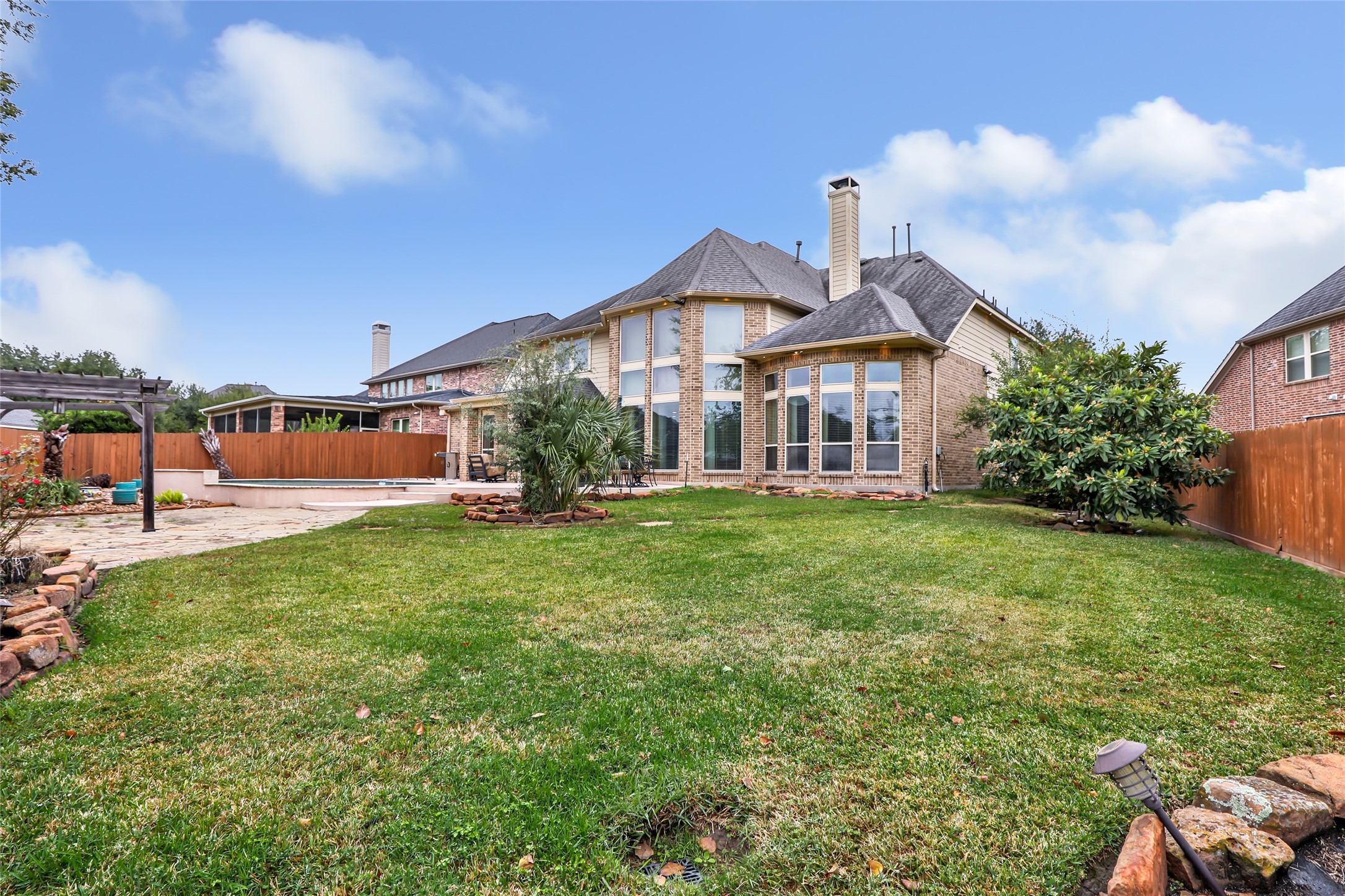 16011 Verdi Way Court Property Photo 2
