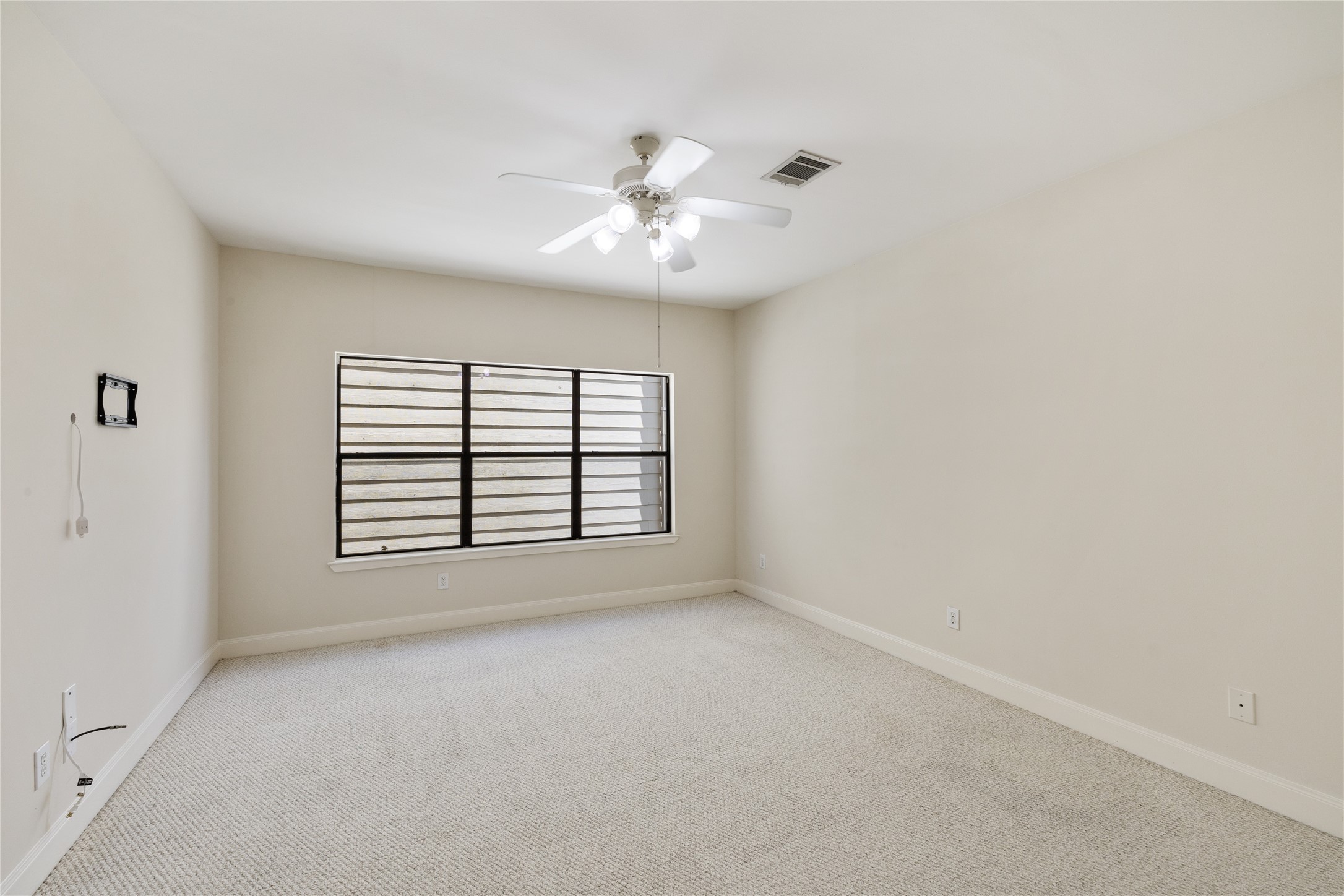 9805 Marlink Lane Property Photo 12