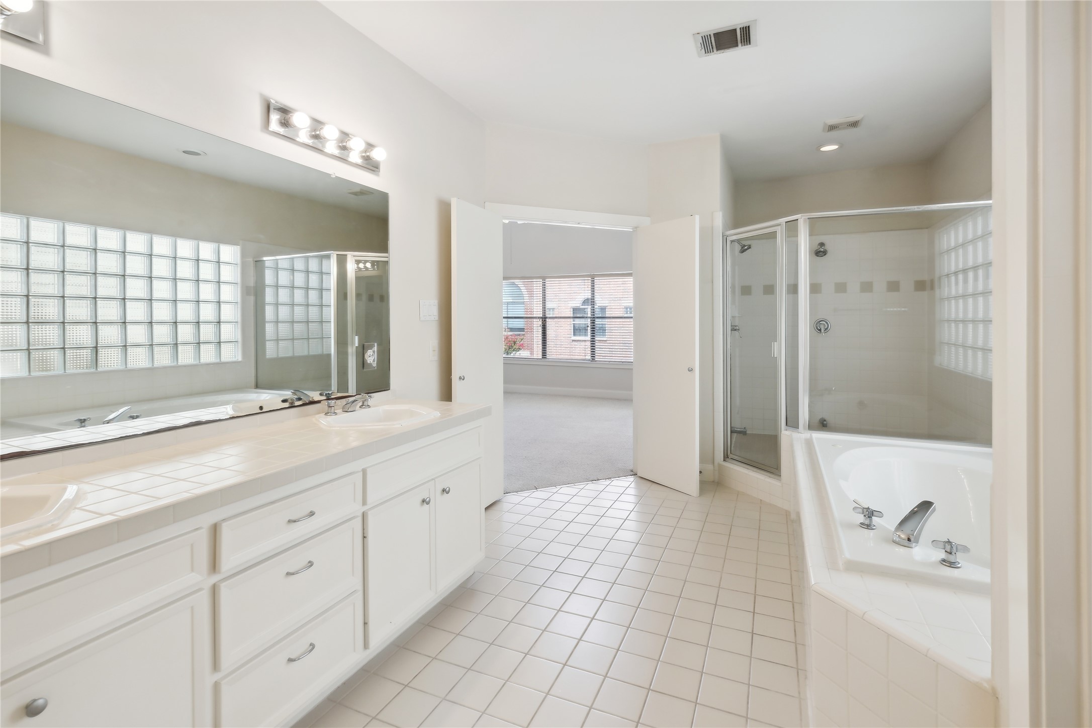 9805 Marlink Lane Property Photo 17