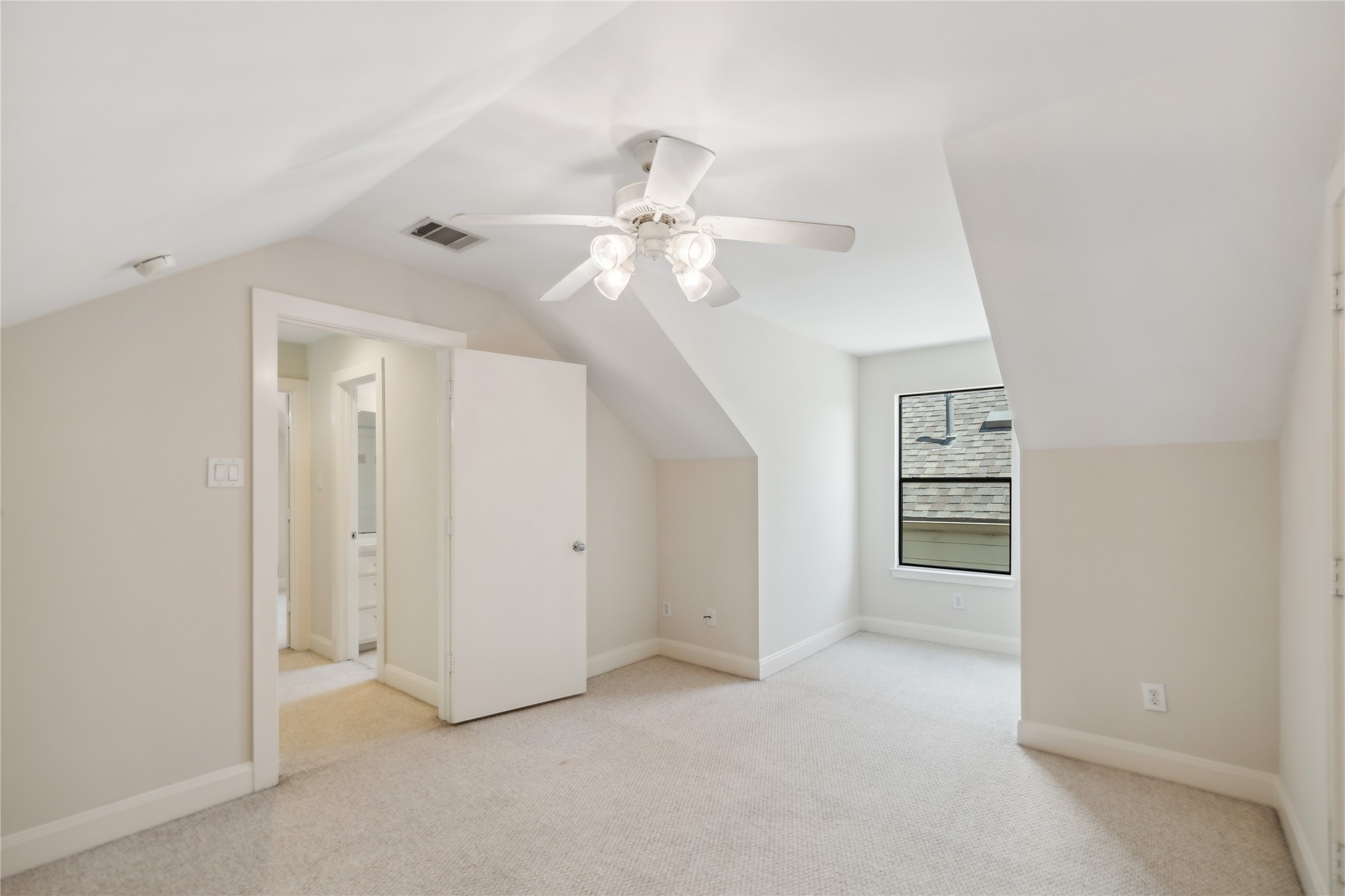 9805 Marlink Lane Property Photo 19