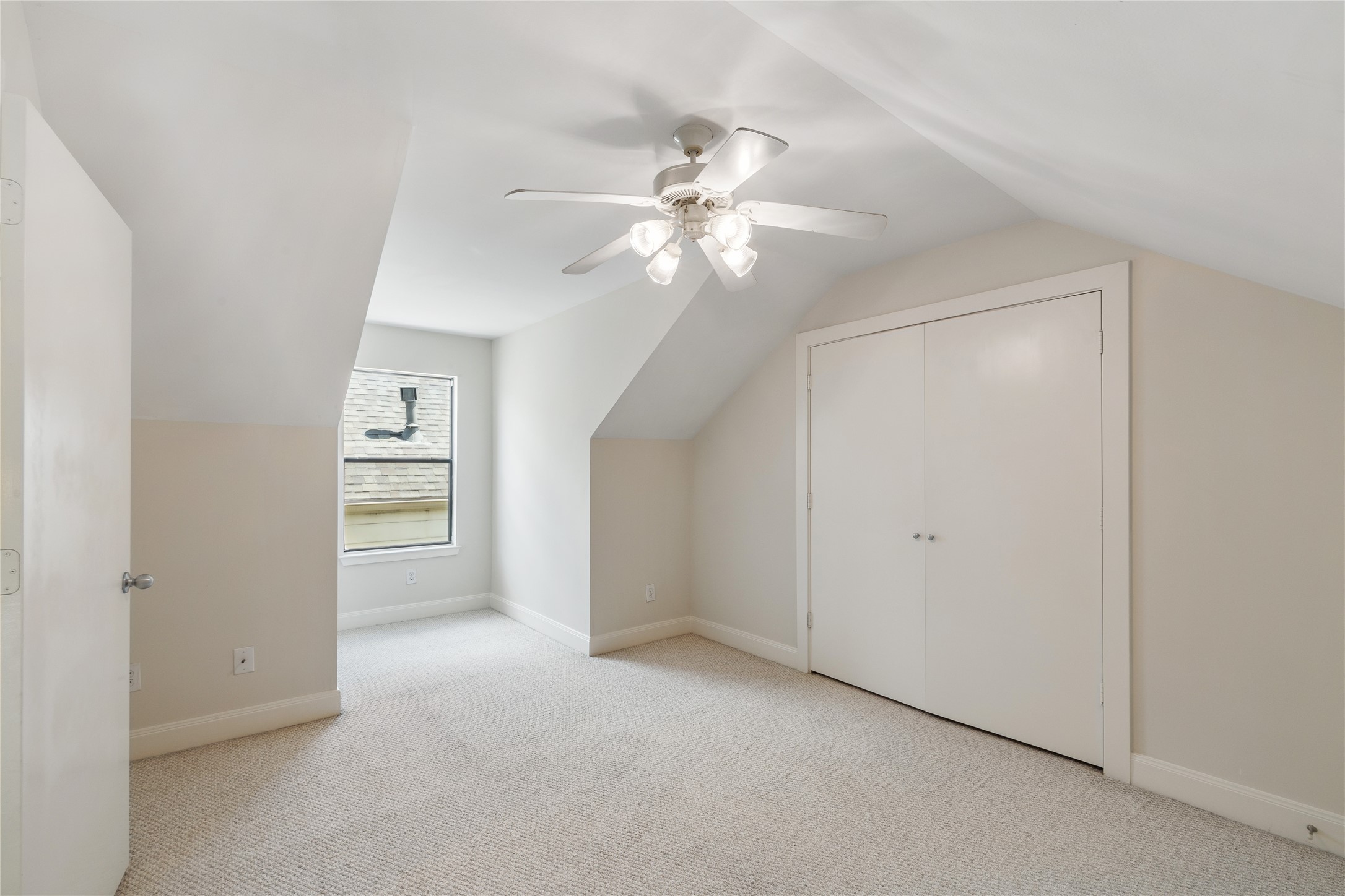 9805 Marlink Lane Property Photo 20