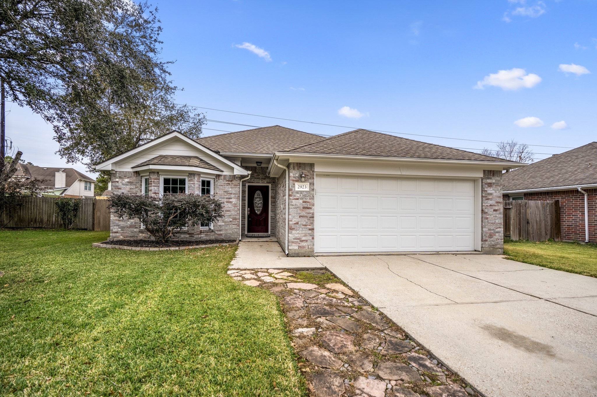 2923 Goldspring Lane Property Photo 1