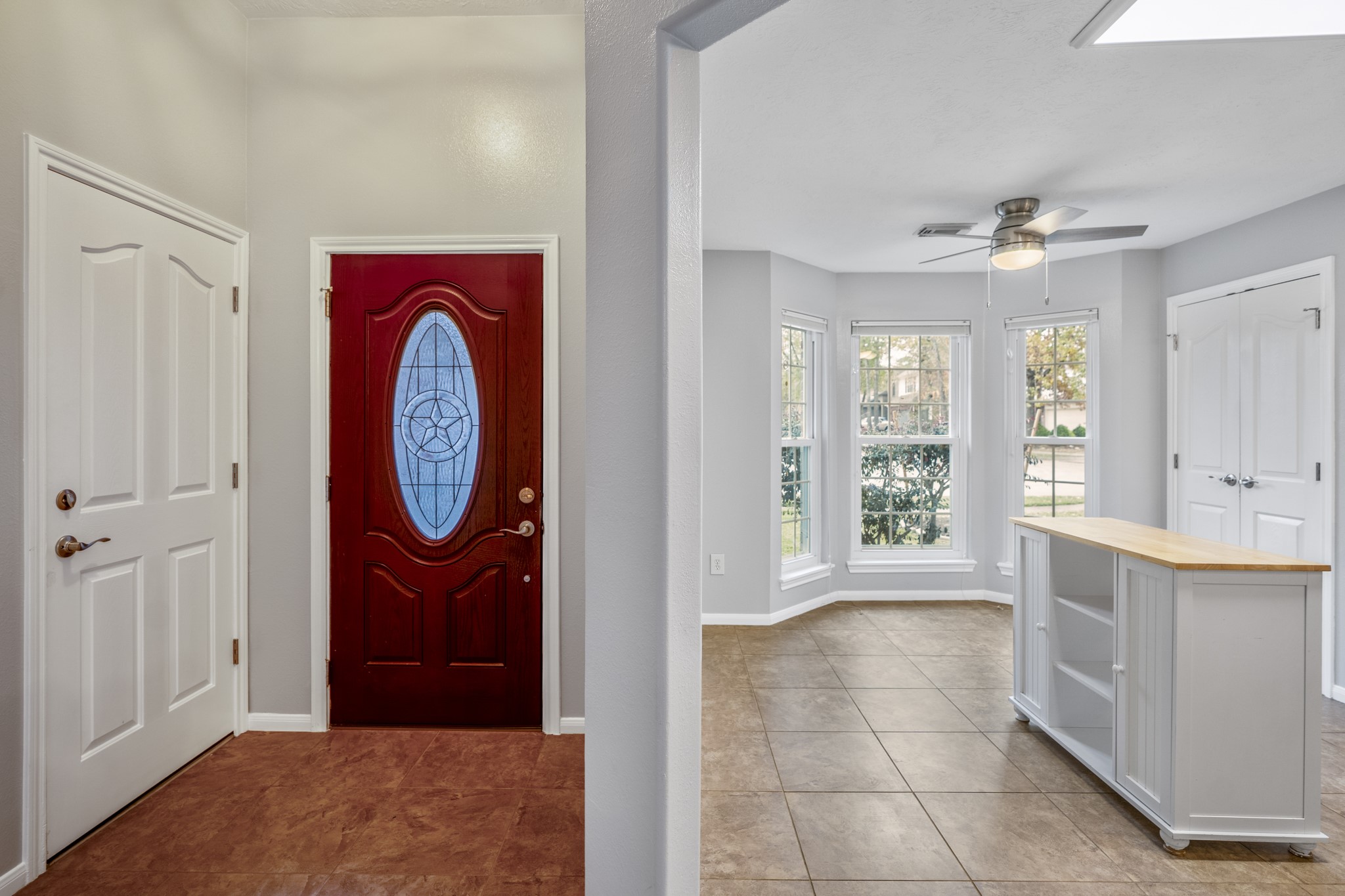 2923 Goldspring Lane Property Photo 5