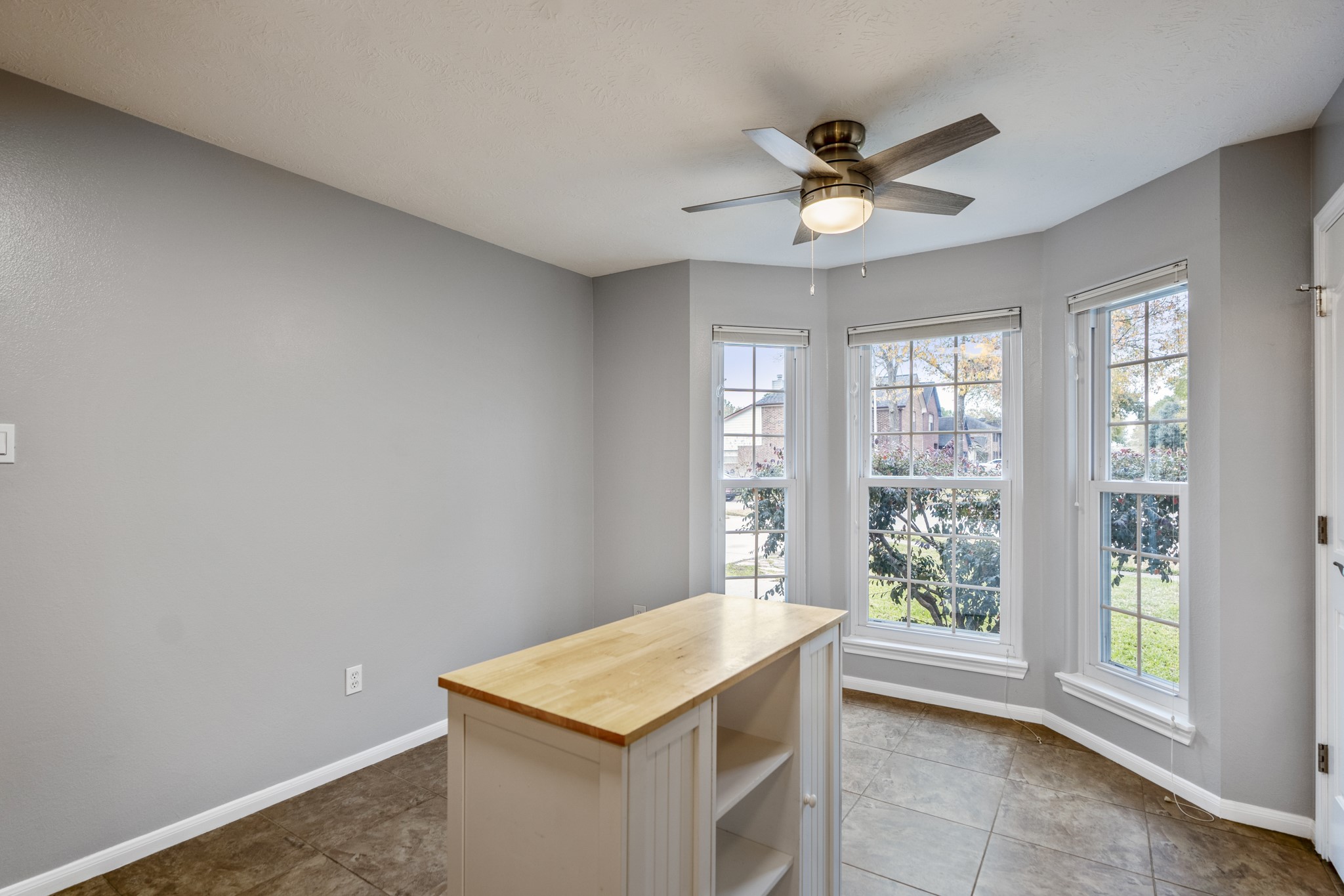 2923 Goldspring Lane Property Photo 12