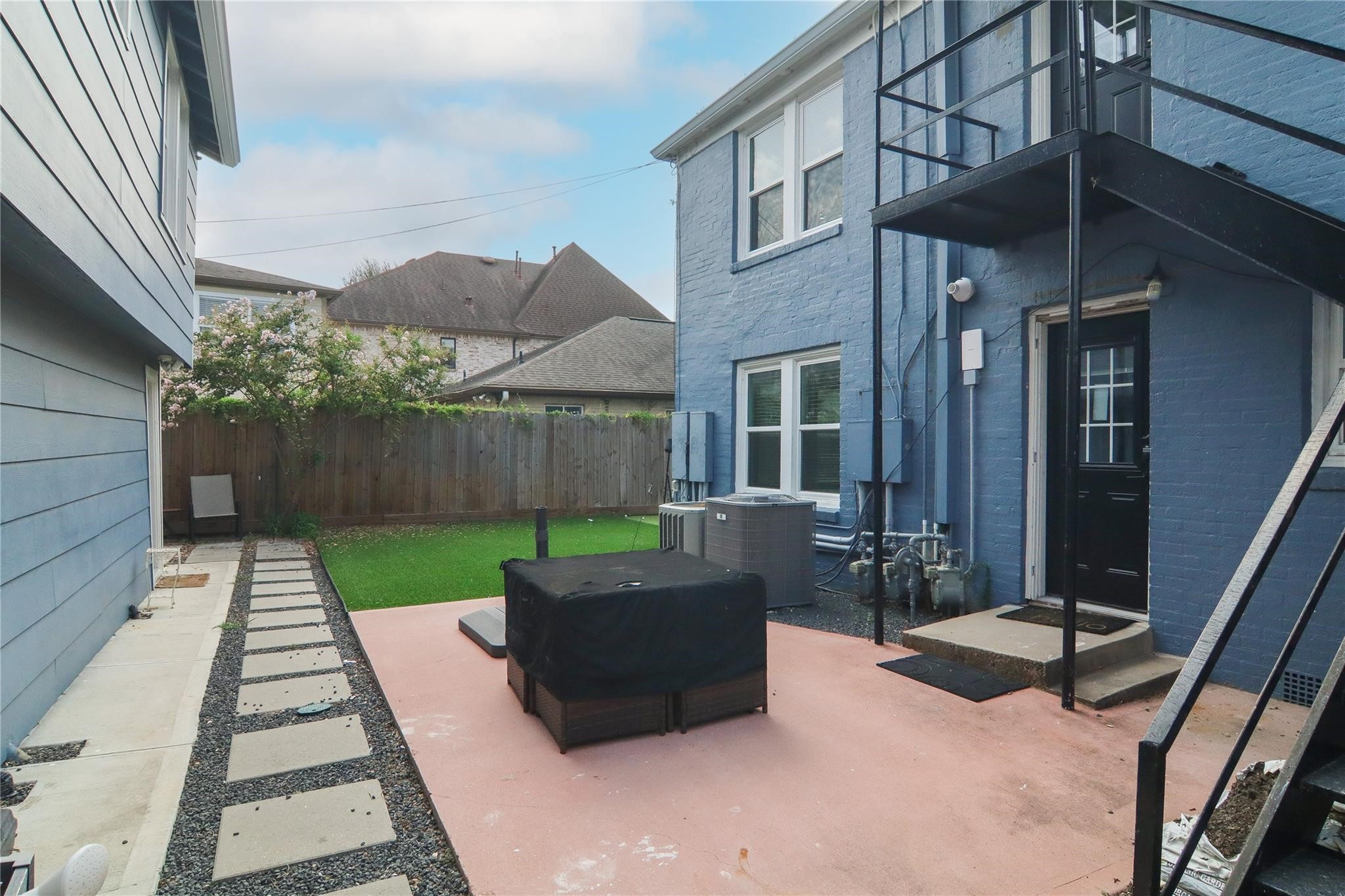 2148 Sul Ross Street Property Photo 22