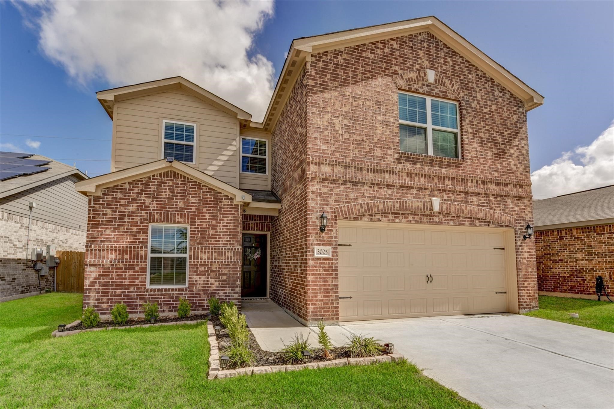 3025 Iron Woods Drive Property Photo 1