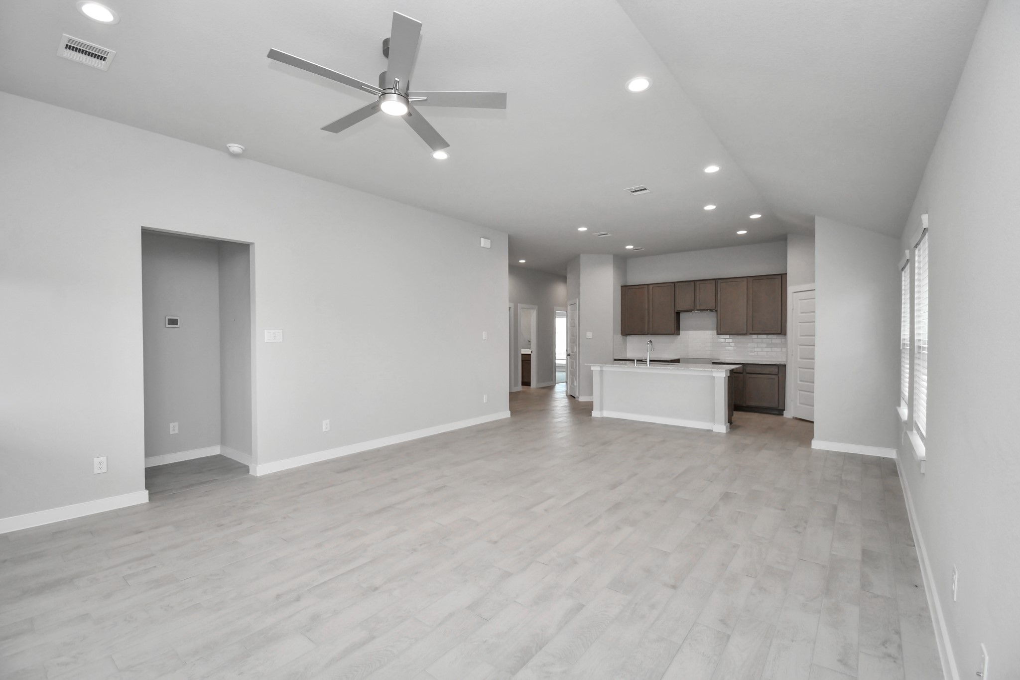 24611 Broad Park Ct Property Photo 14