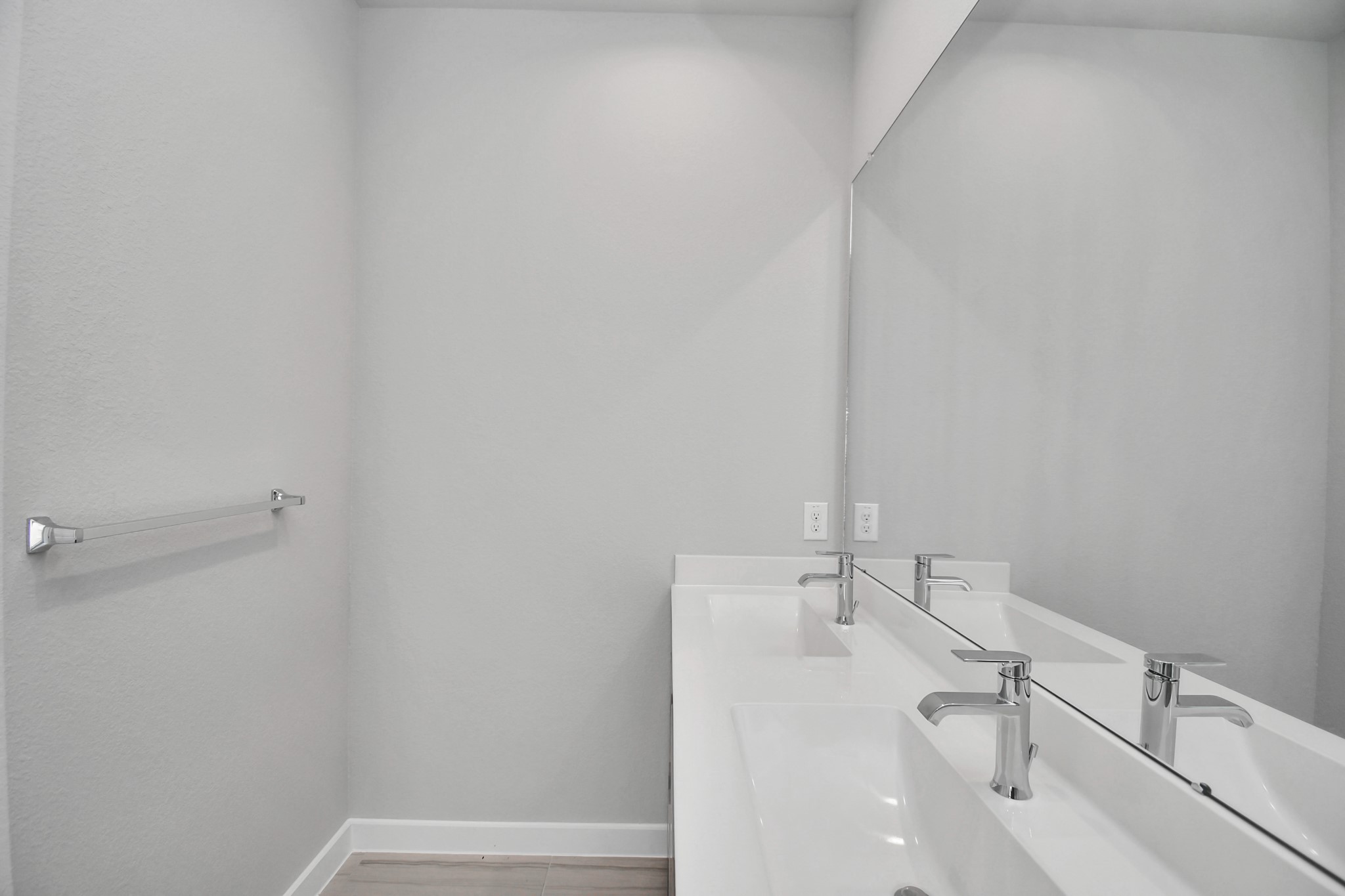 24611 Broad Park Ct Property Photo 18