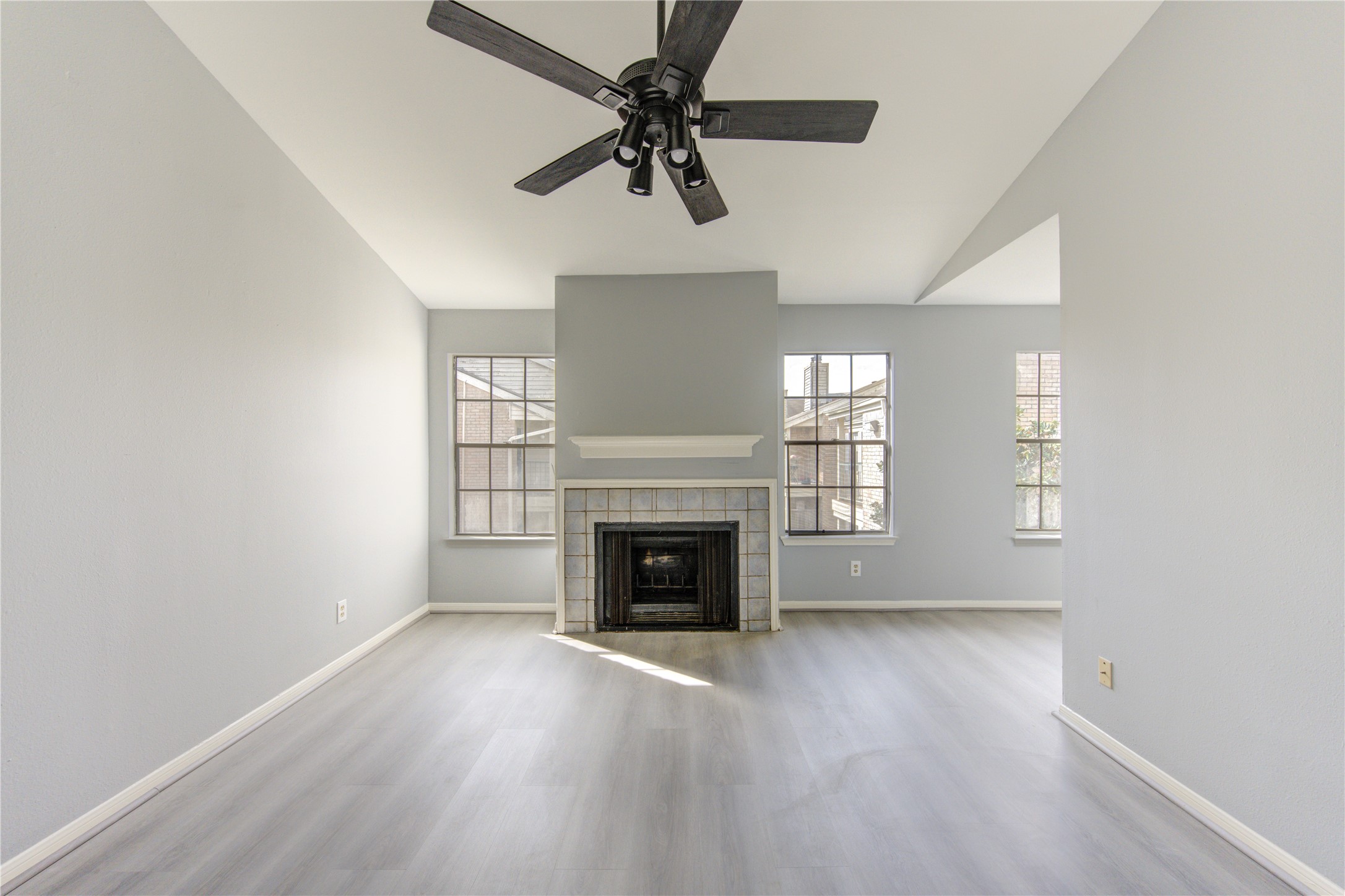 14600 Fonmeadow Drive 800 Property Photo 1