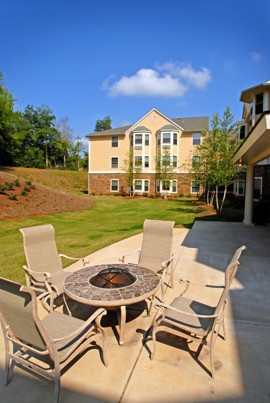 478 Monroe Hill Property Photo 5