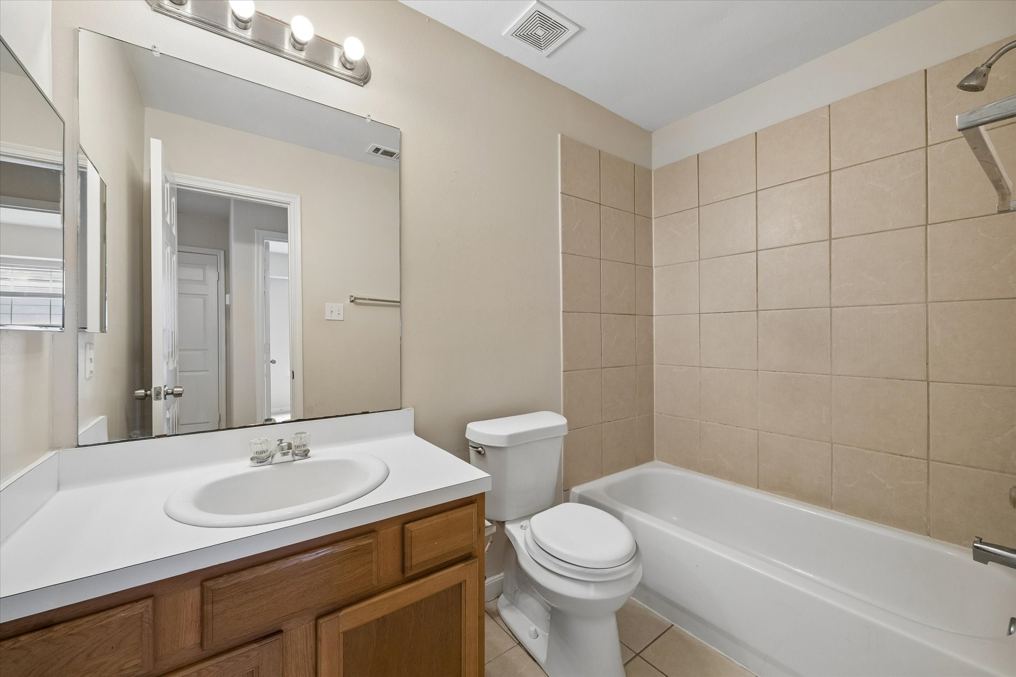 6051 Yorkglen Manor Lane Property Photo 19