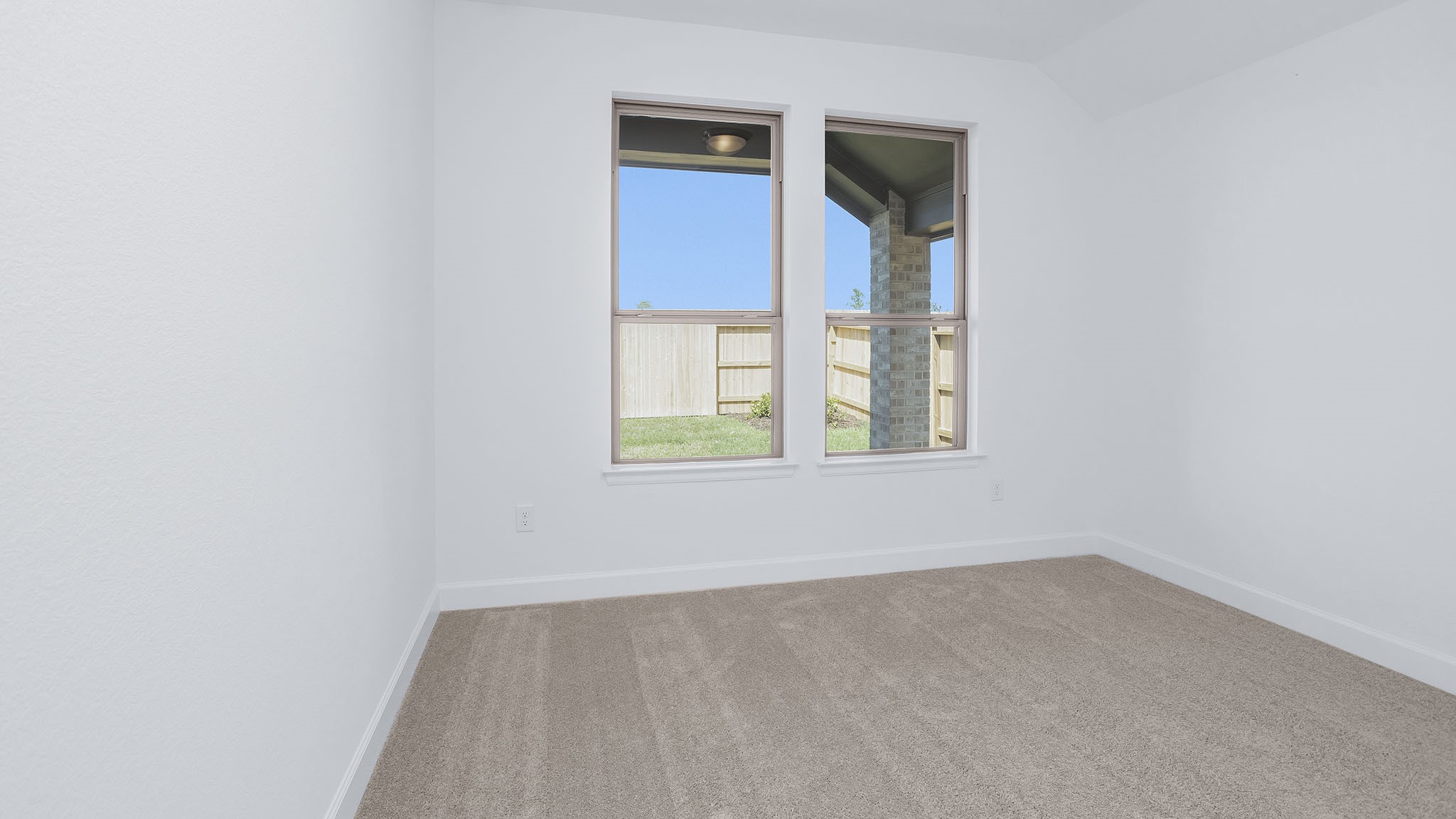 27242 Scarlet Paint Brush Drive Property Photo 15