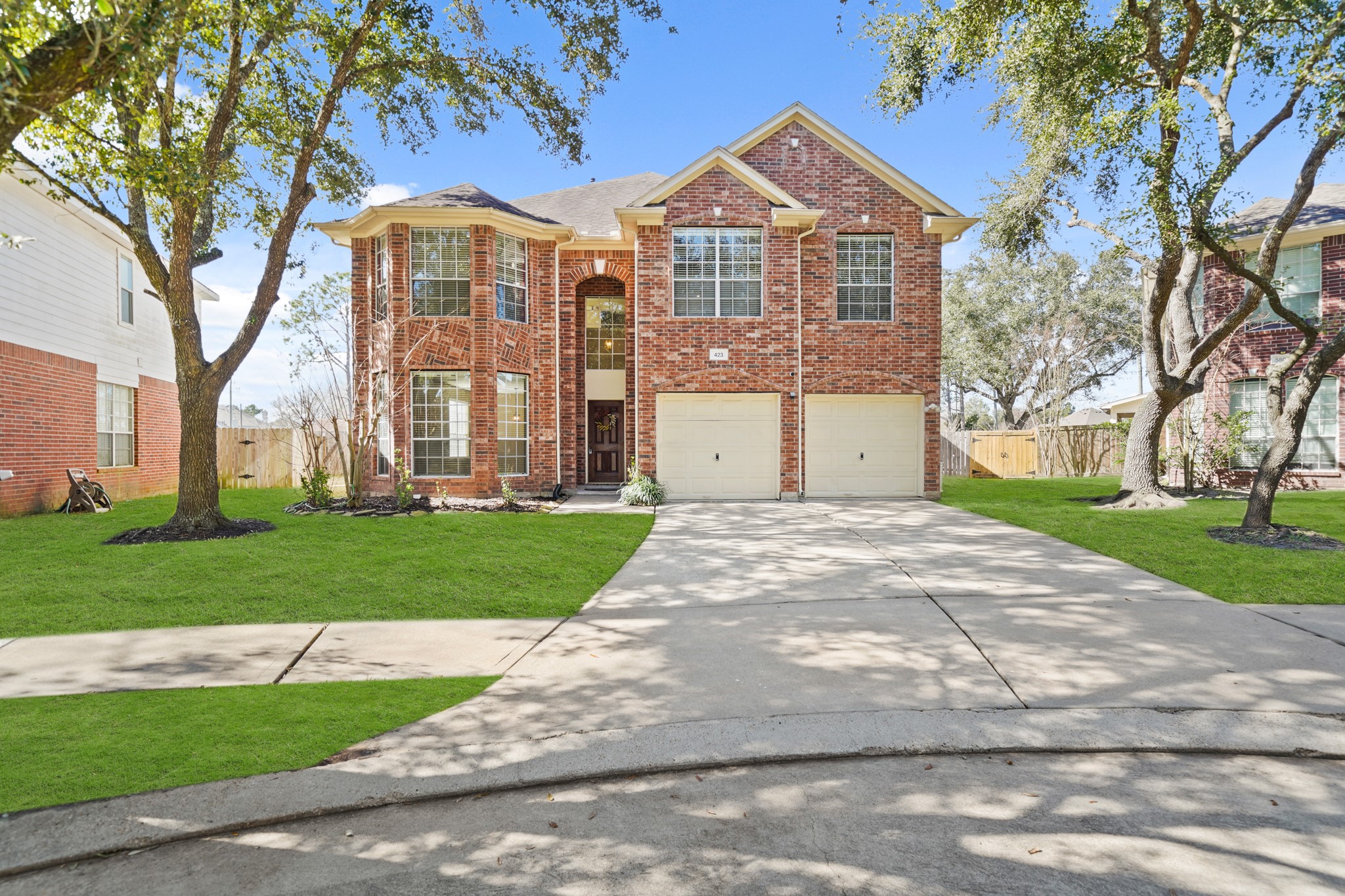 423 Thorpe Springs Drive Property Photo 1