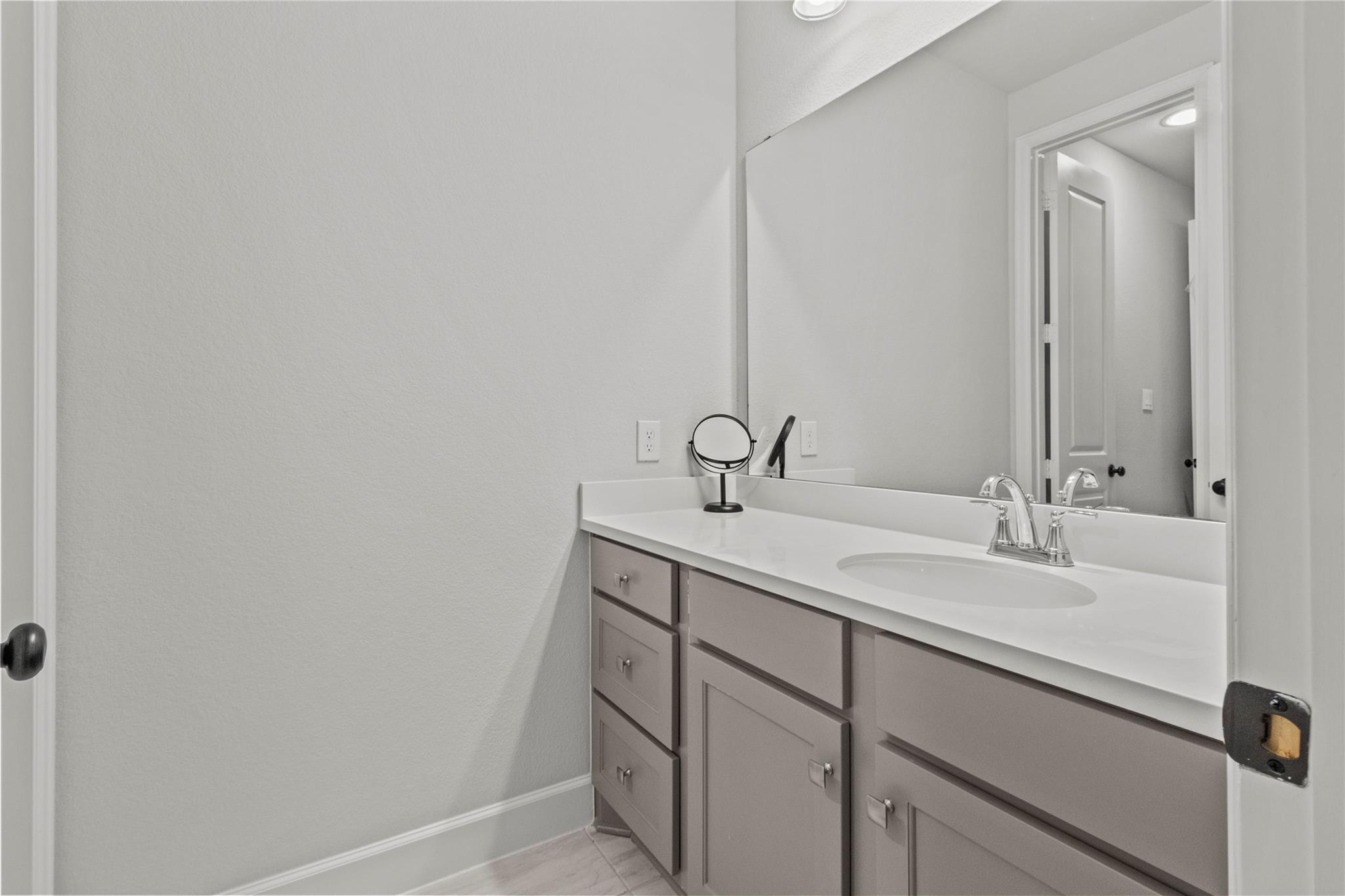 30427 Watershed Way Property Photo 5