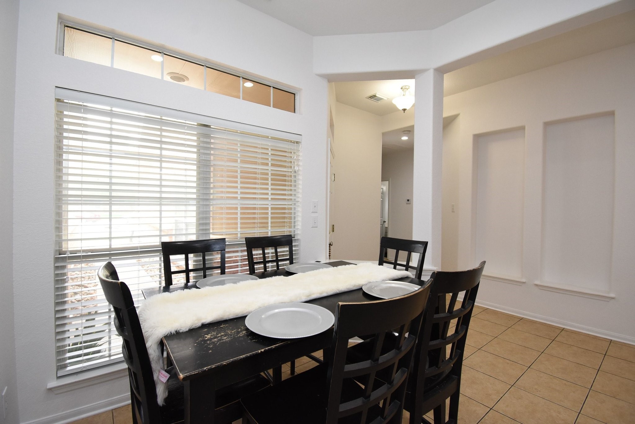1734 Pepper Hill Lane Property Photo 6
