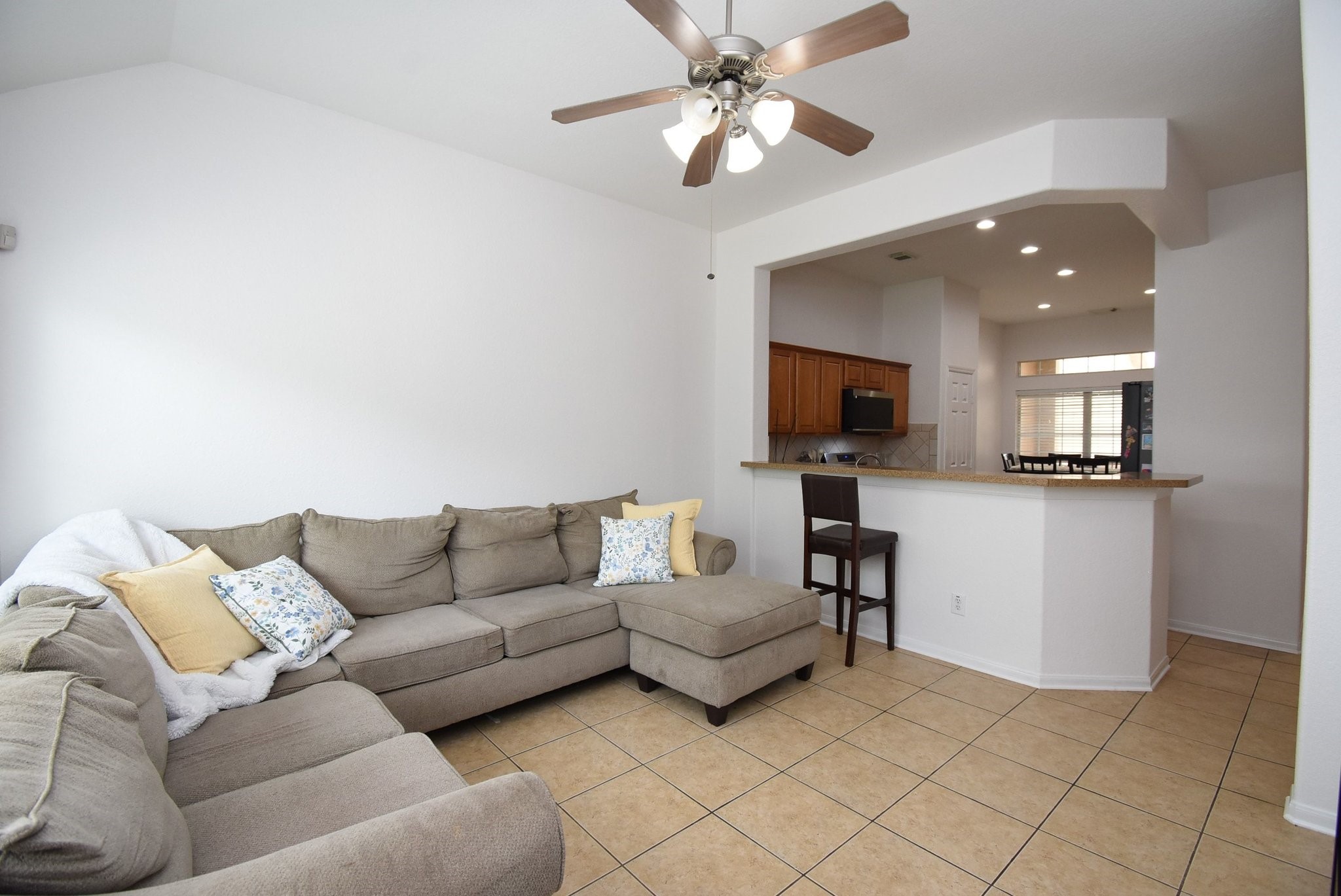 1734 Pepper Hill Lane Property Photo 8