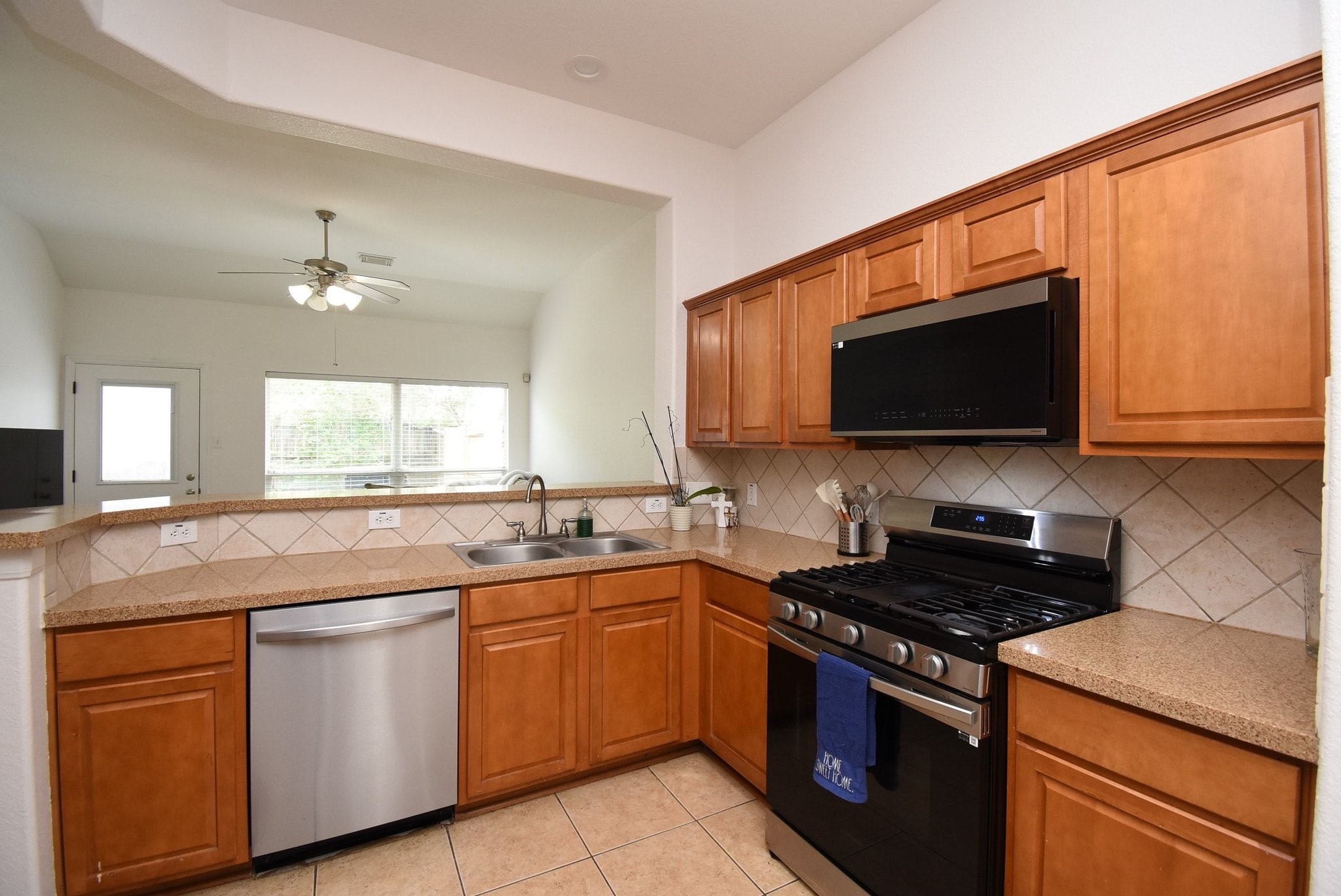 1734 Pepper Hill Lane Property Photo 12