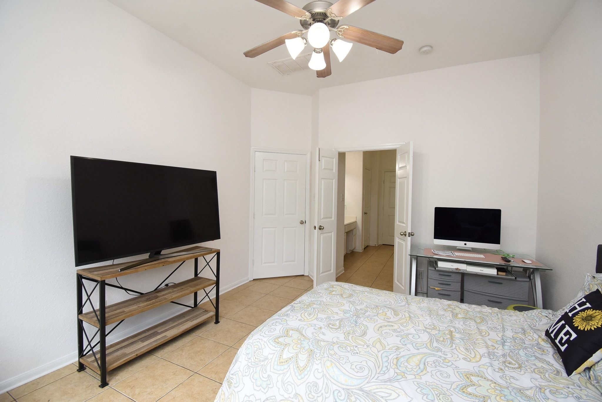 1734 Pepper Hill Lane Property Photo 16