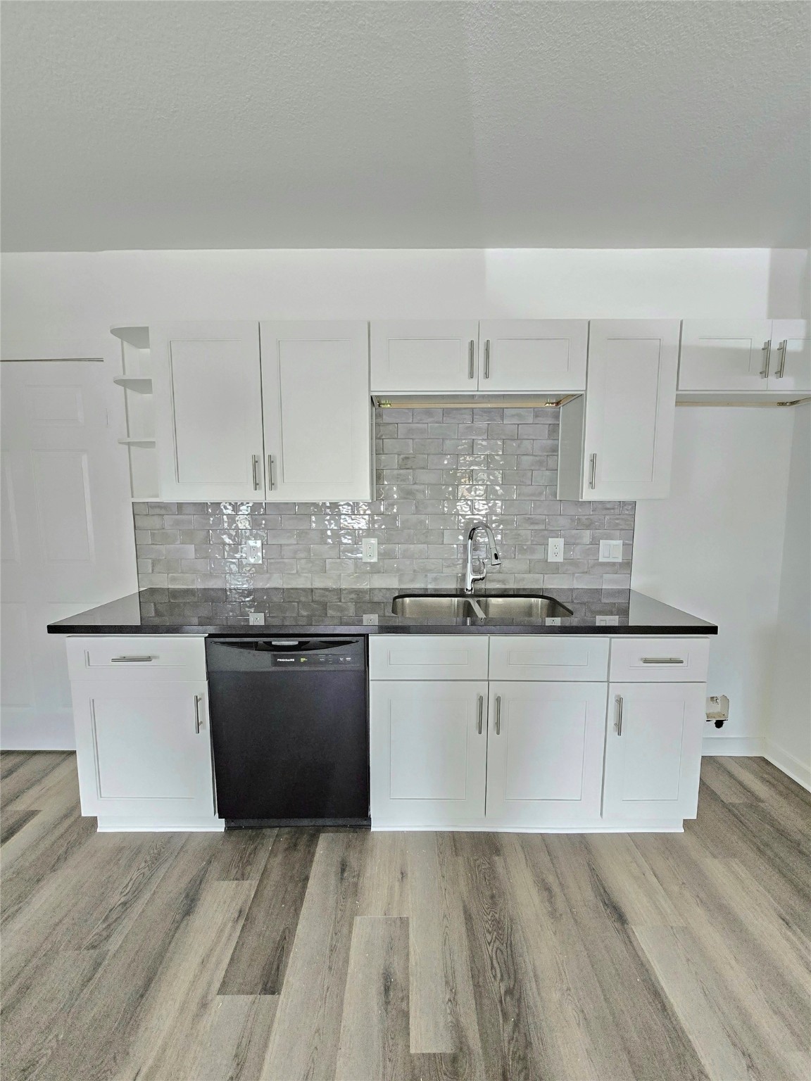 3545 Mount Pleasant Street A B Property Photo 4