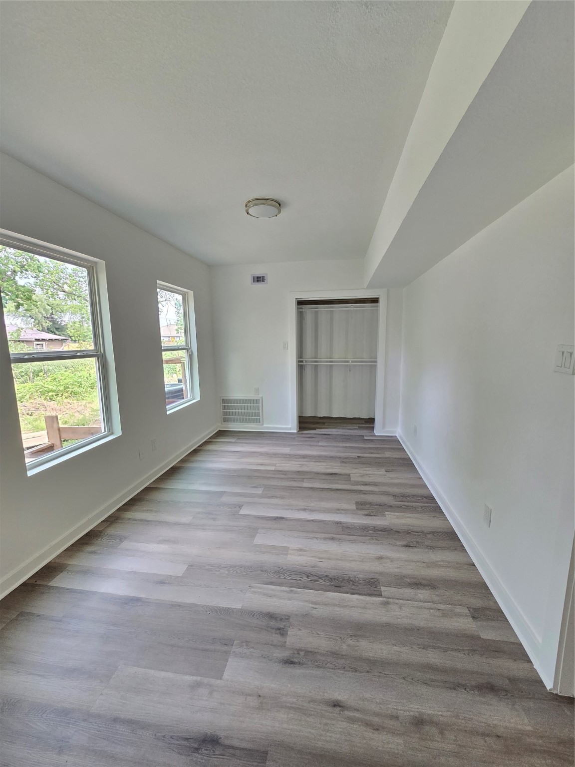 3545 Mount Pleasant Street A B Property Photo 11