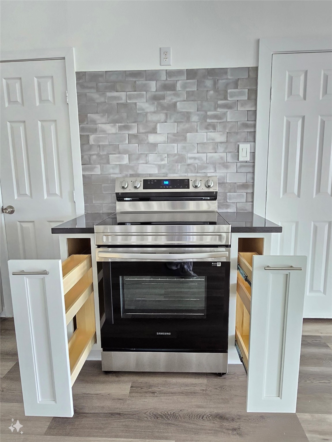 3545 Mount Pleasant Street A B Property Photo 18