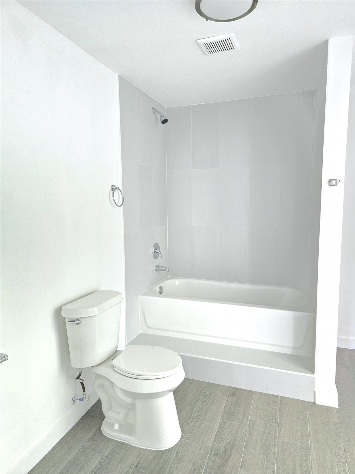 3545 Mount Pleasant Street A B Property Photo 26