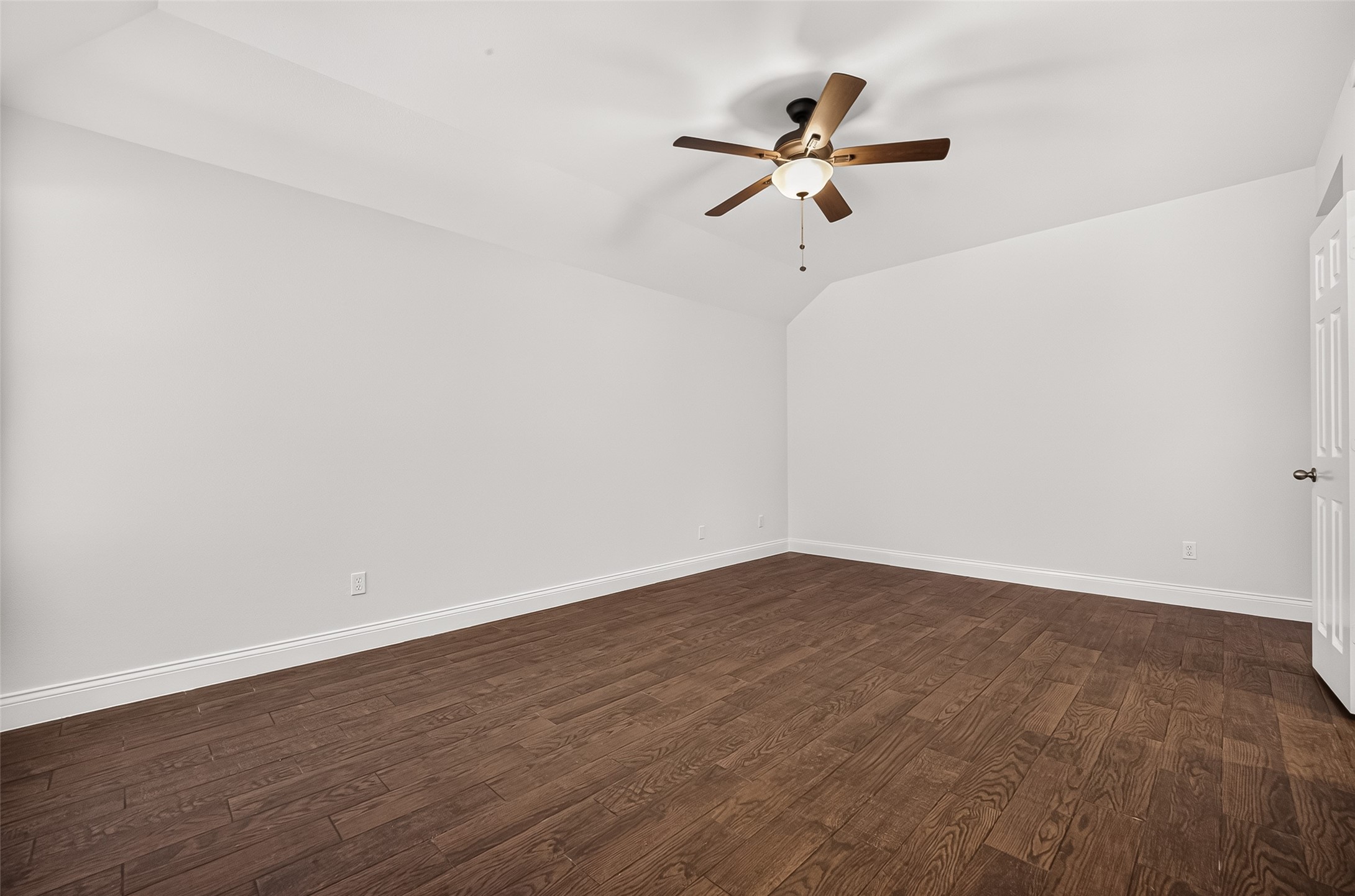 20707 Pine Rain Court Property Photo 27