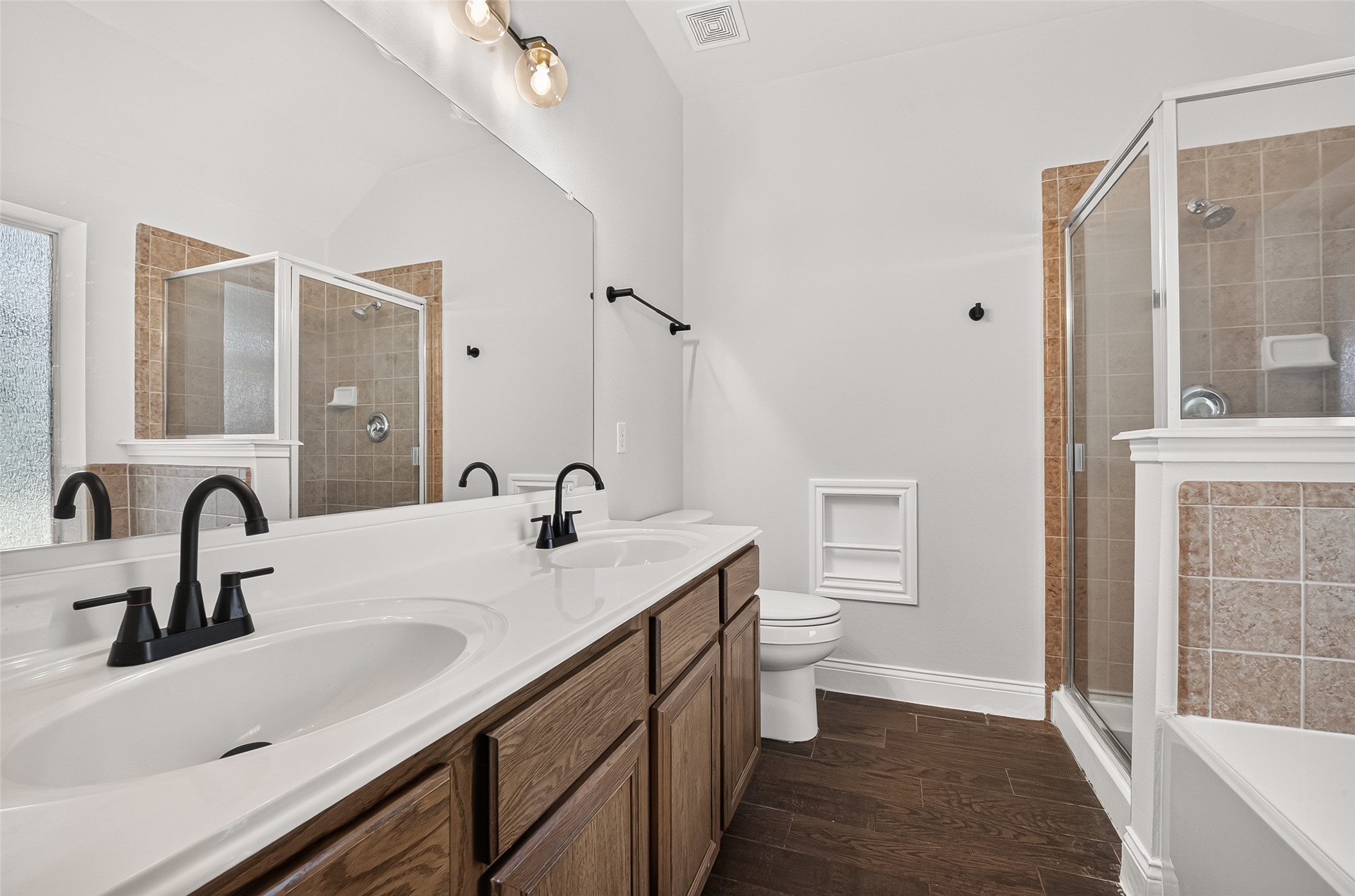 20707 Pine Rain Court Property Photo 28