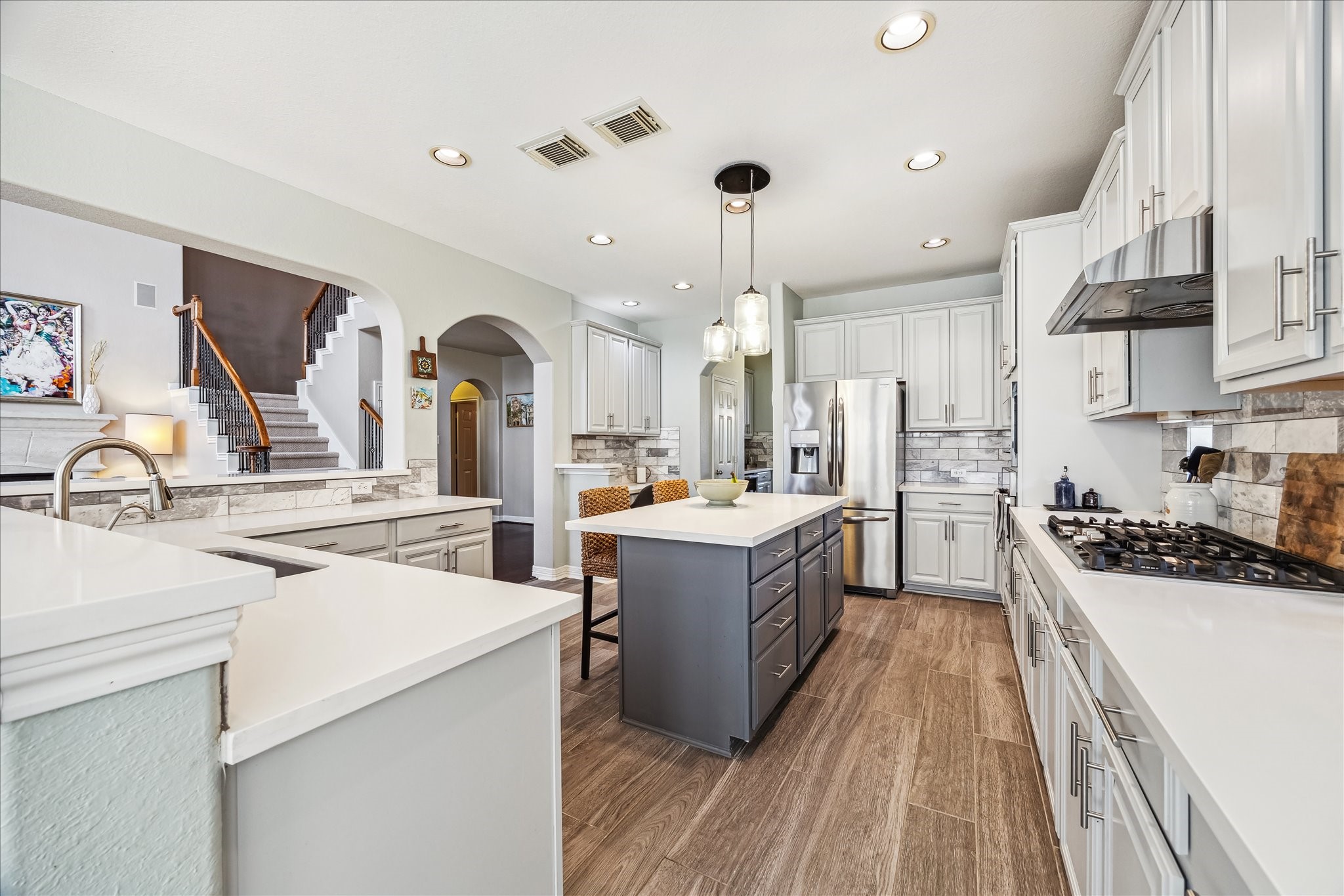 5710 Bahama Cove Court Property Photo 12