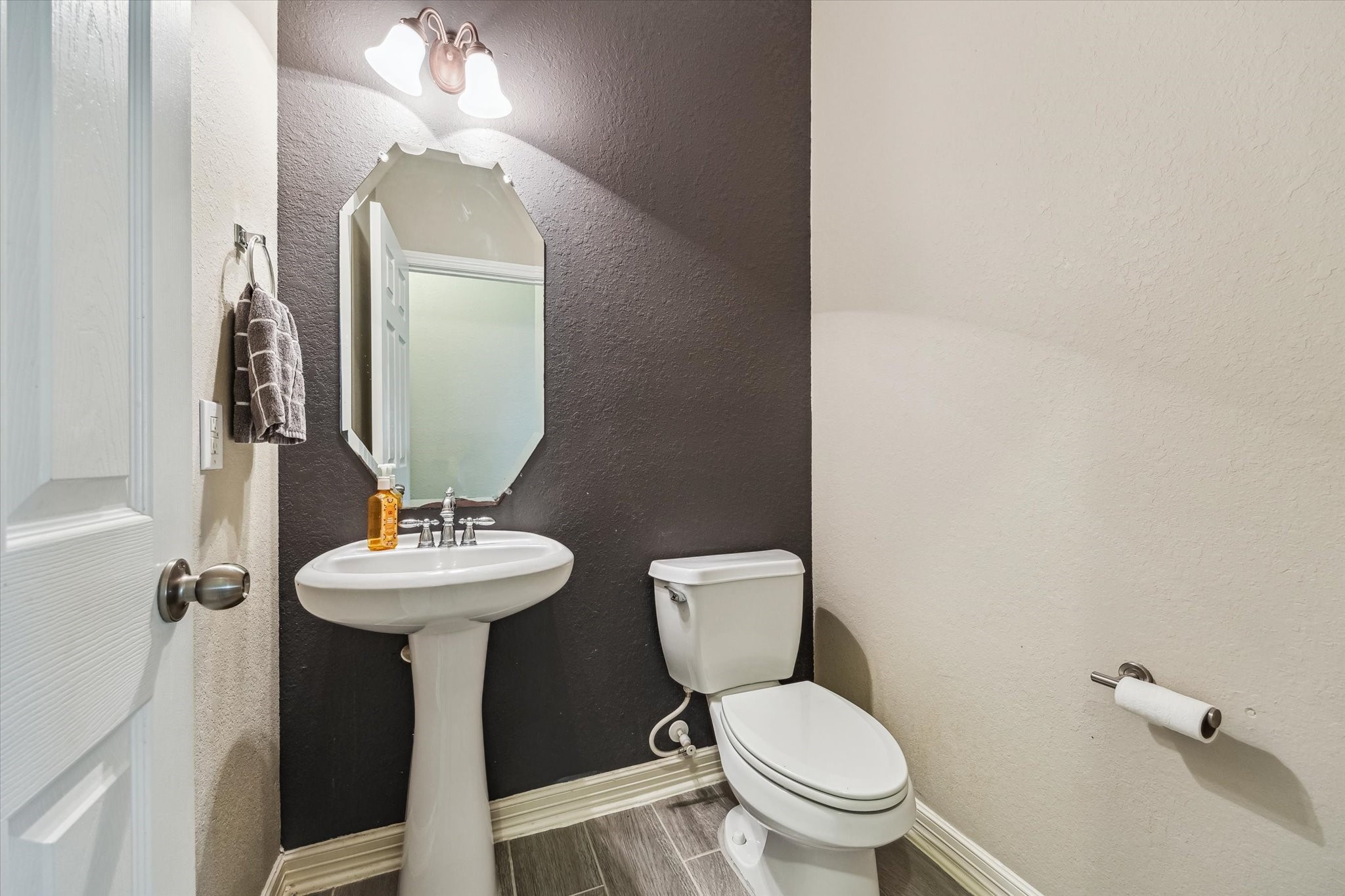 5710 Bahama Cove Court Property Photo 17