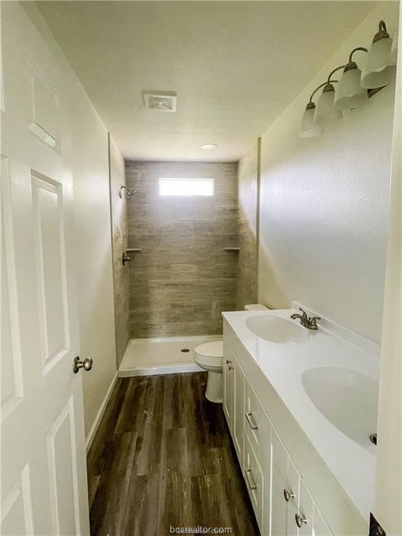 2837 Bob Mathews Street Property Photo 3