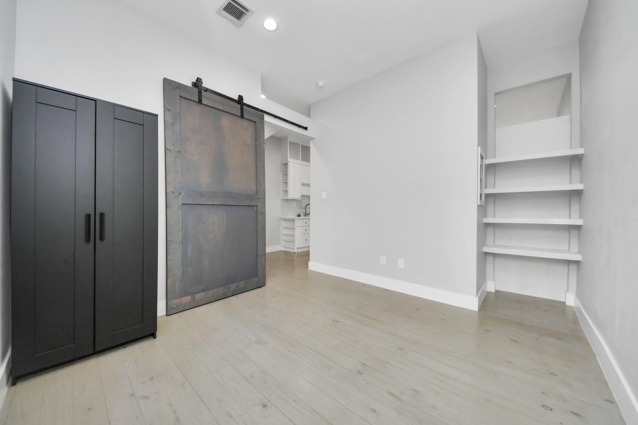1708 Winter Street Property Photo 12