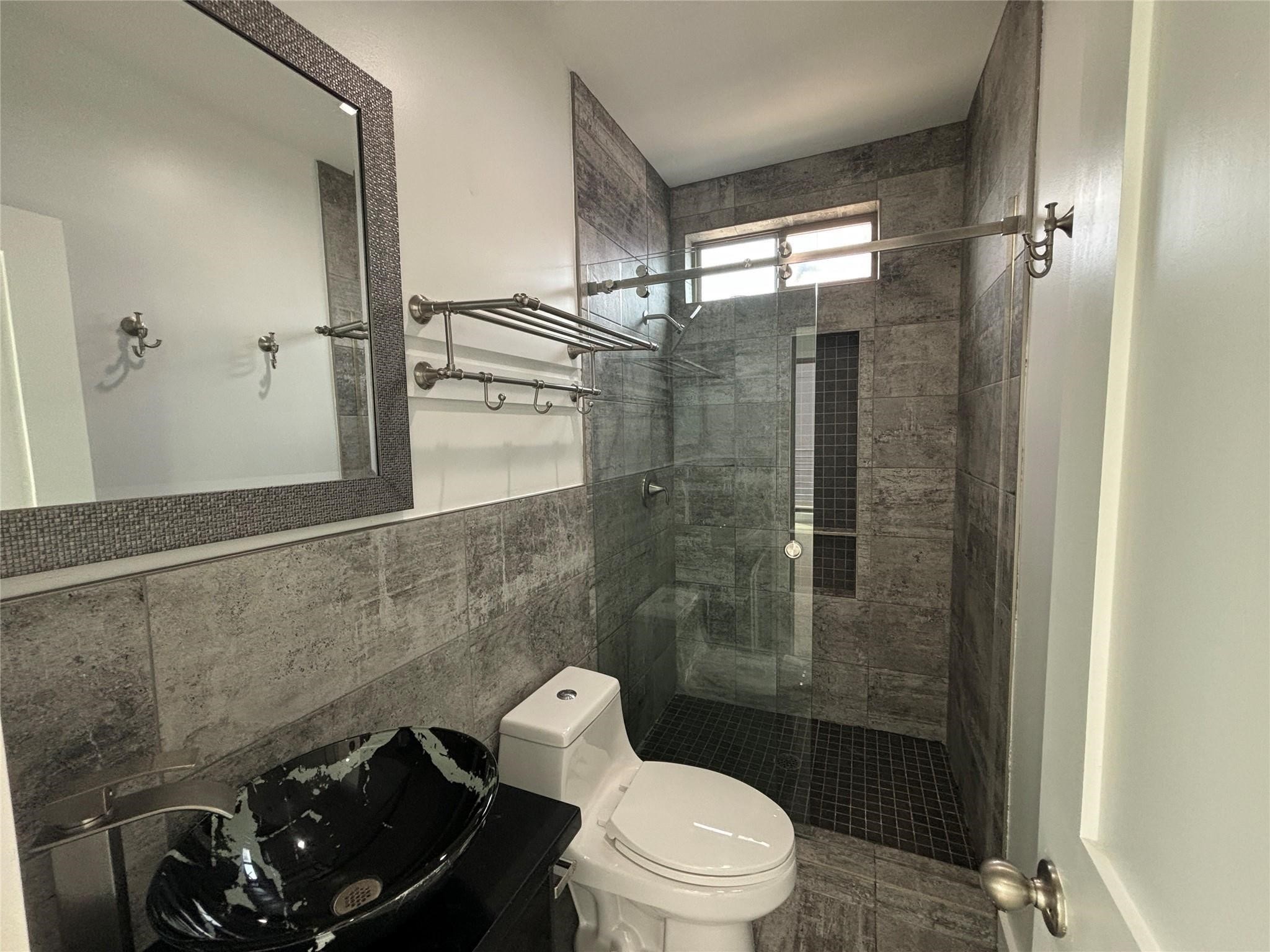1708 Winter Street Property Photo 43