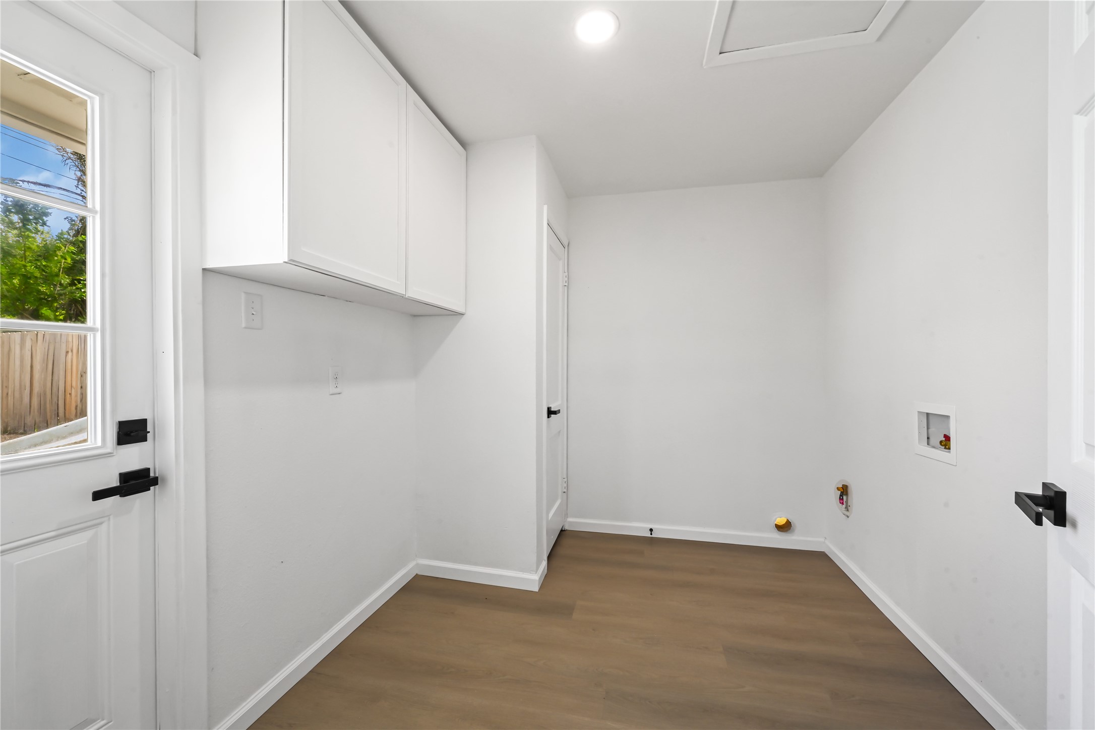 12306 Barbizon Drive Property Photo 6