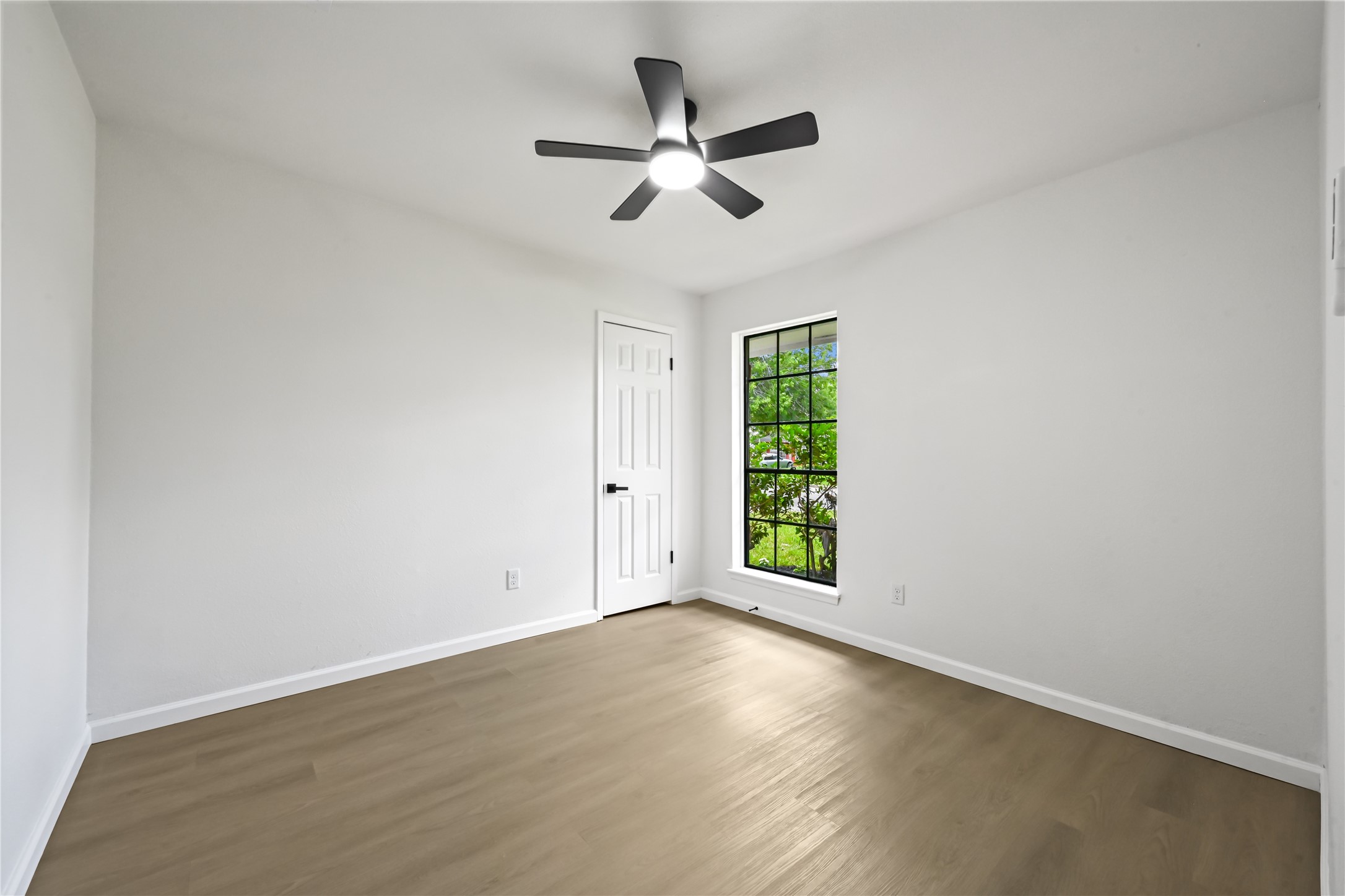 12306 Barbizon Drive Property Photo 7