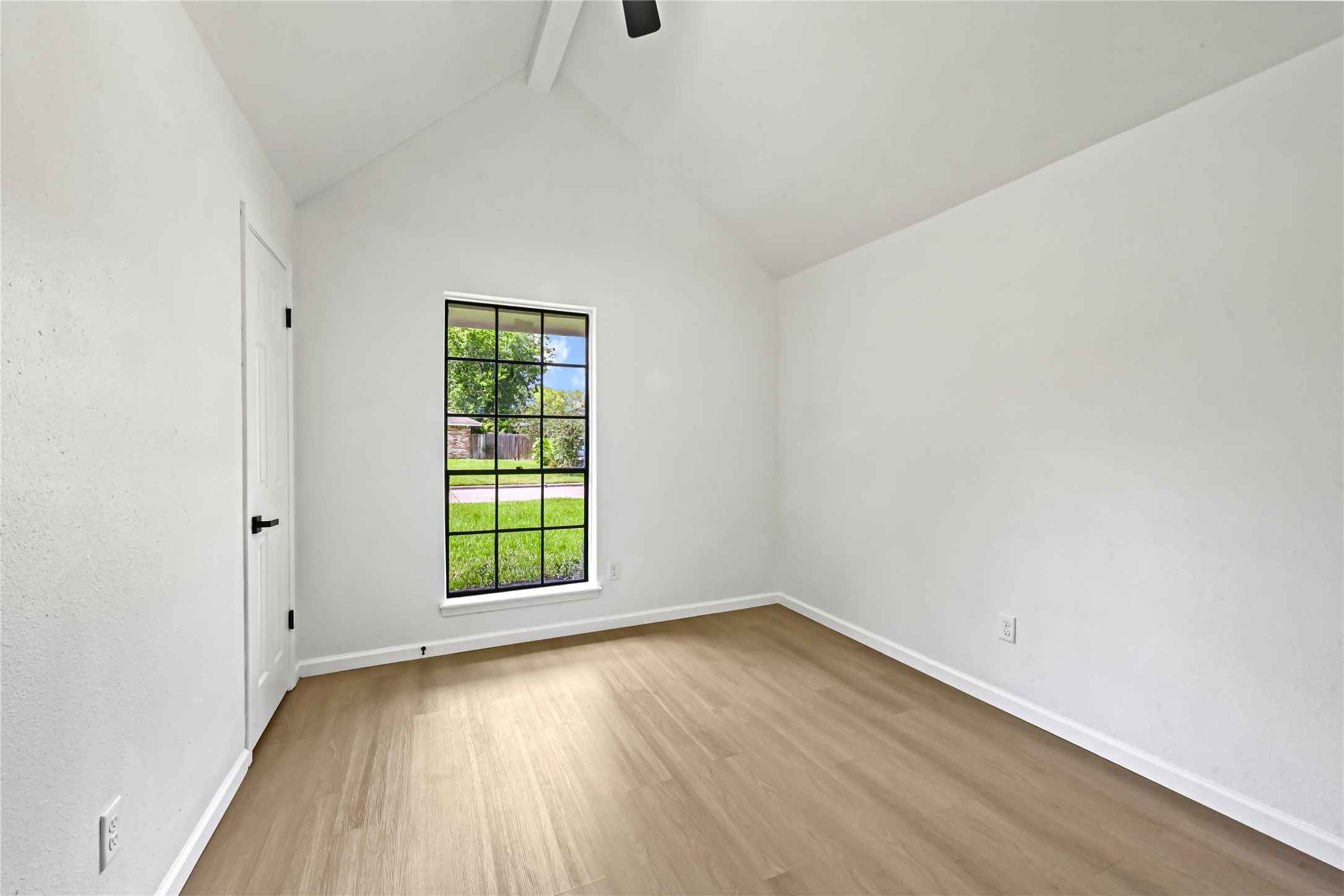 12306 Barbizon Drive Property Photo 8