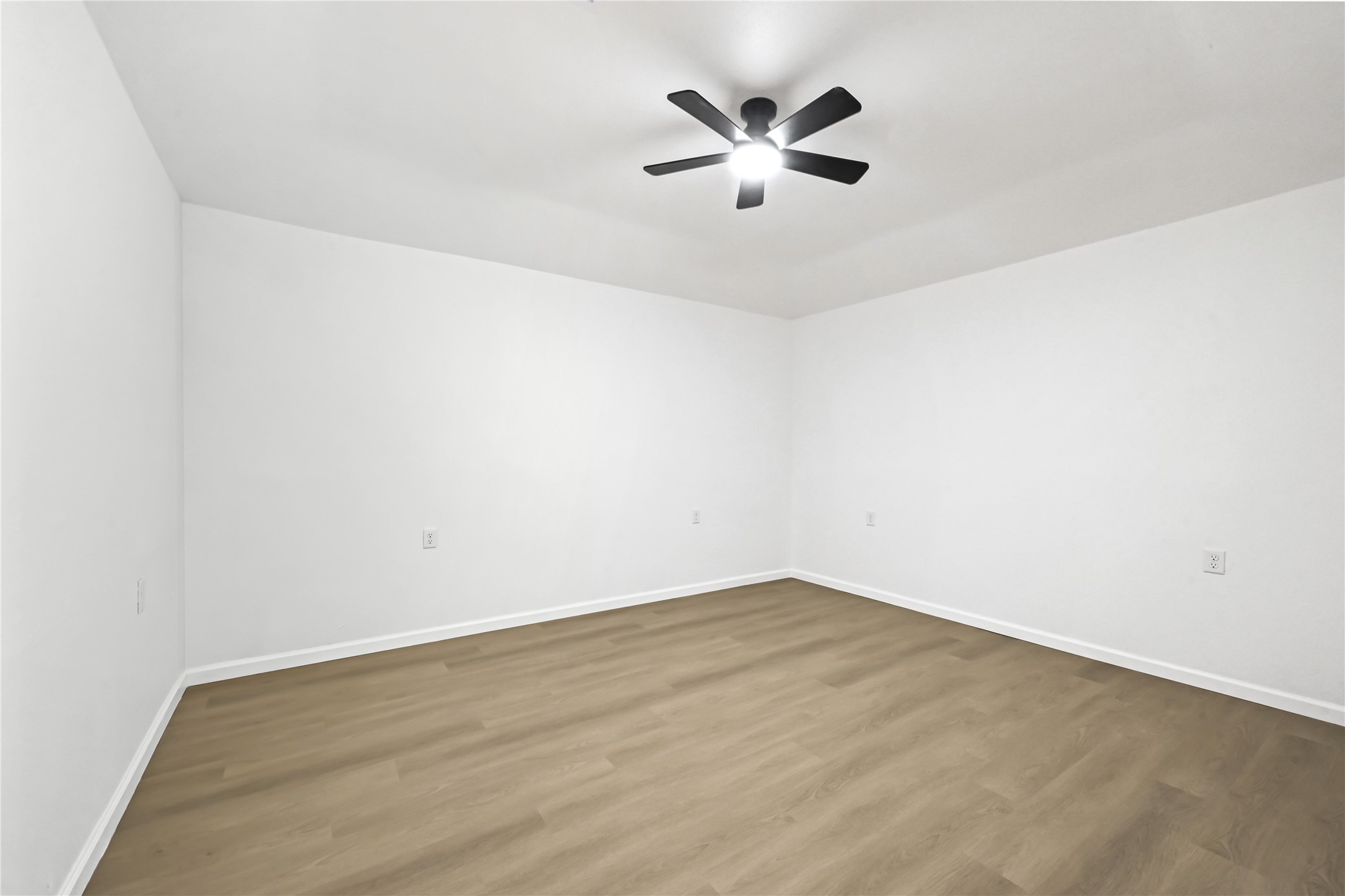 12306 Barbizon Drive Property Photo 15